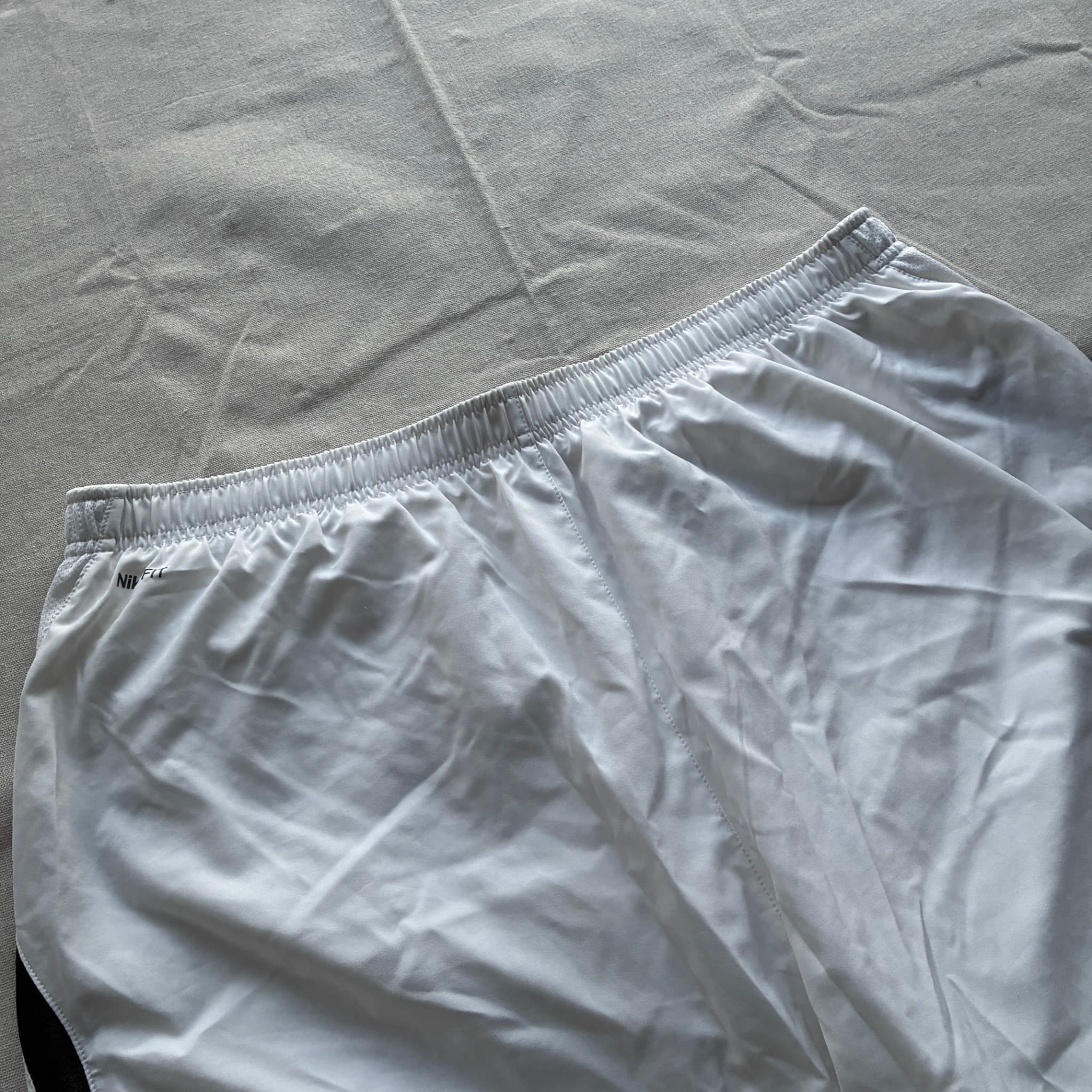 Nike Dri-FIT Men's Training Shorts White XXL — photo 3 of 8