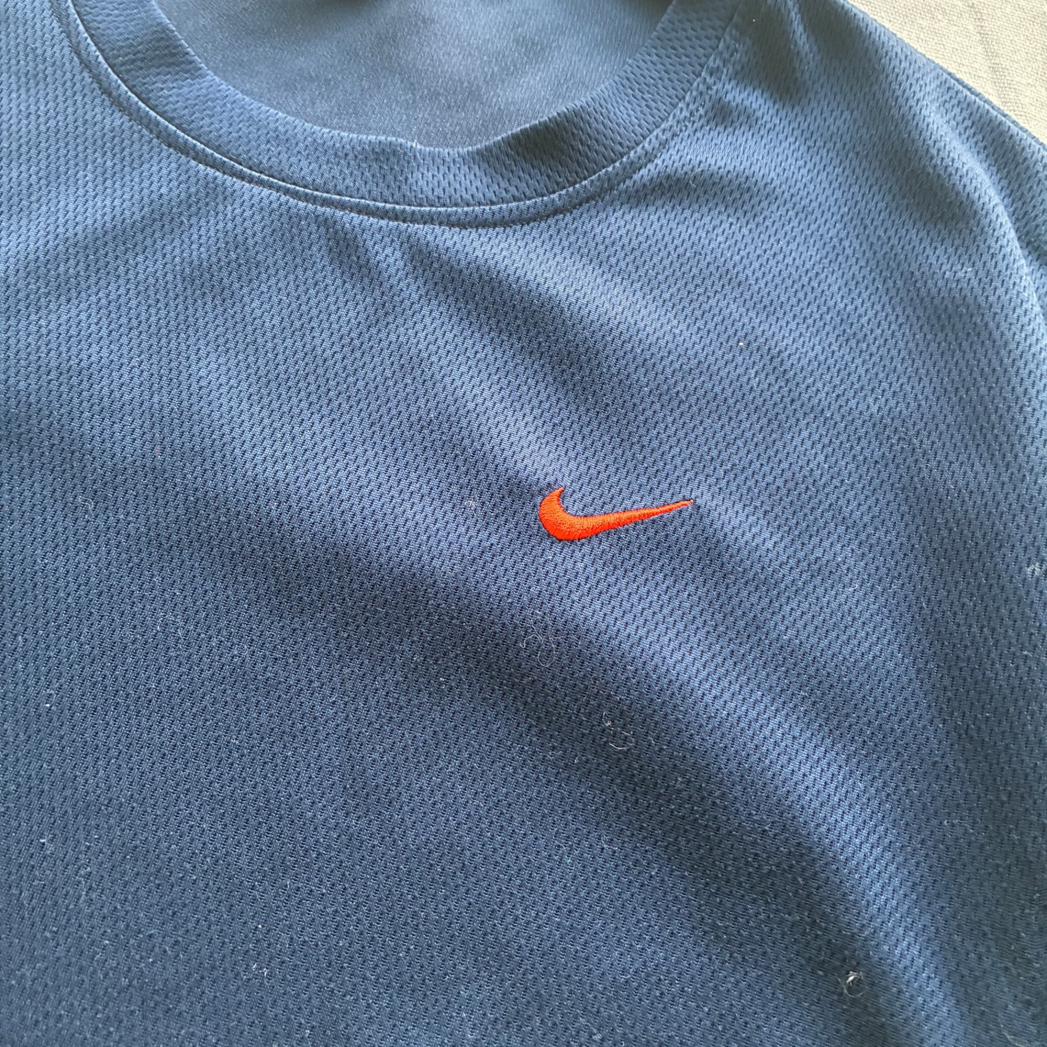 Nike Dri-FIT Mesh Training T-Shirt Navy Orange XL — photo 3 of 6