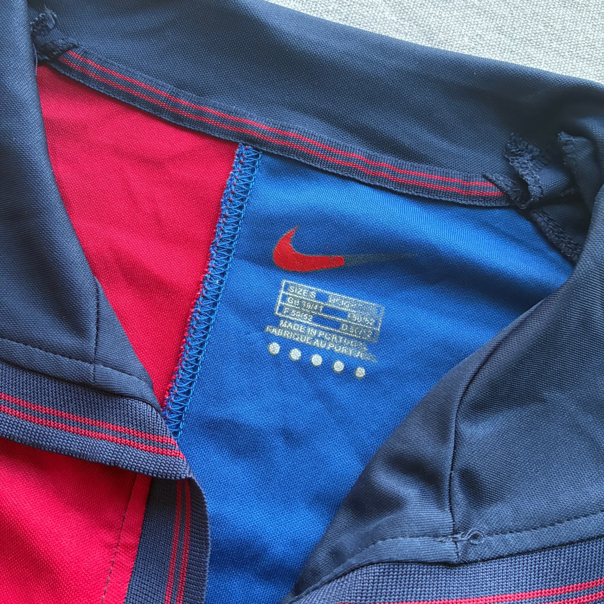 Nike FC Barcelona 1899-1999 Centenary Home Jersey Guardiola 4 Size S — photo 4 of 7