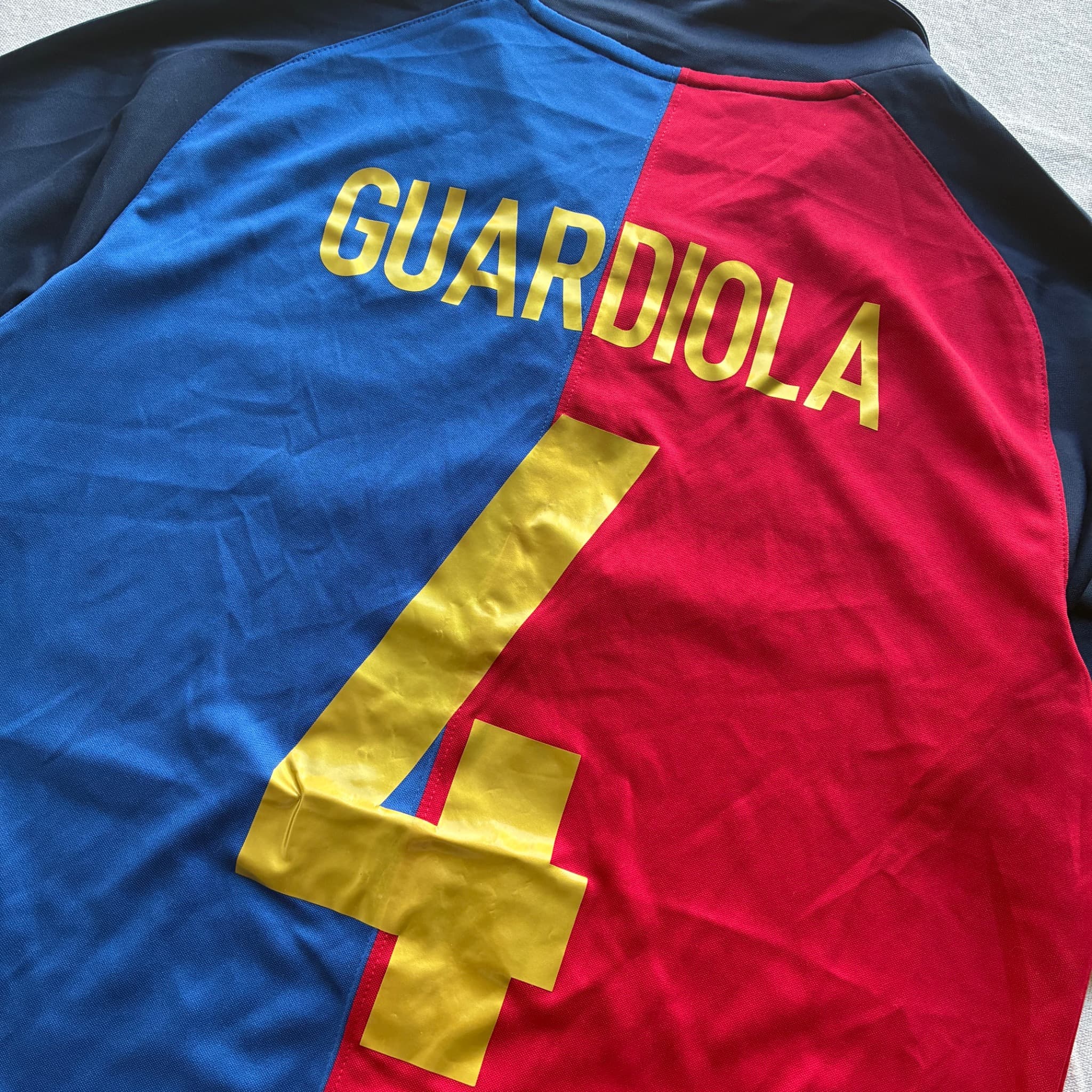 Nike FC Barcelona 1899-1999 Centenary Home Jersey Guardiola 4 Size S — photo 6 of 7