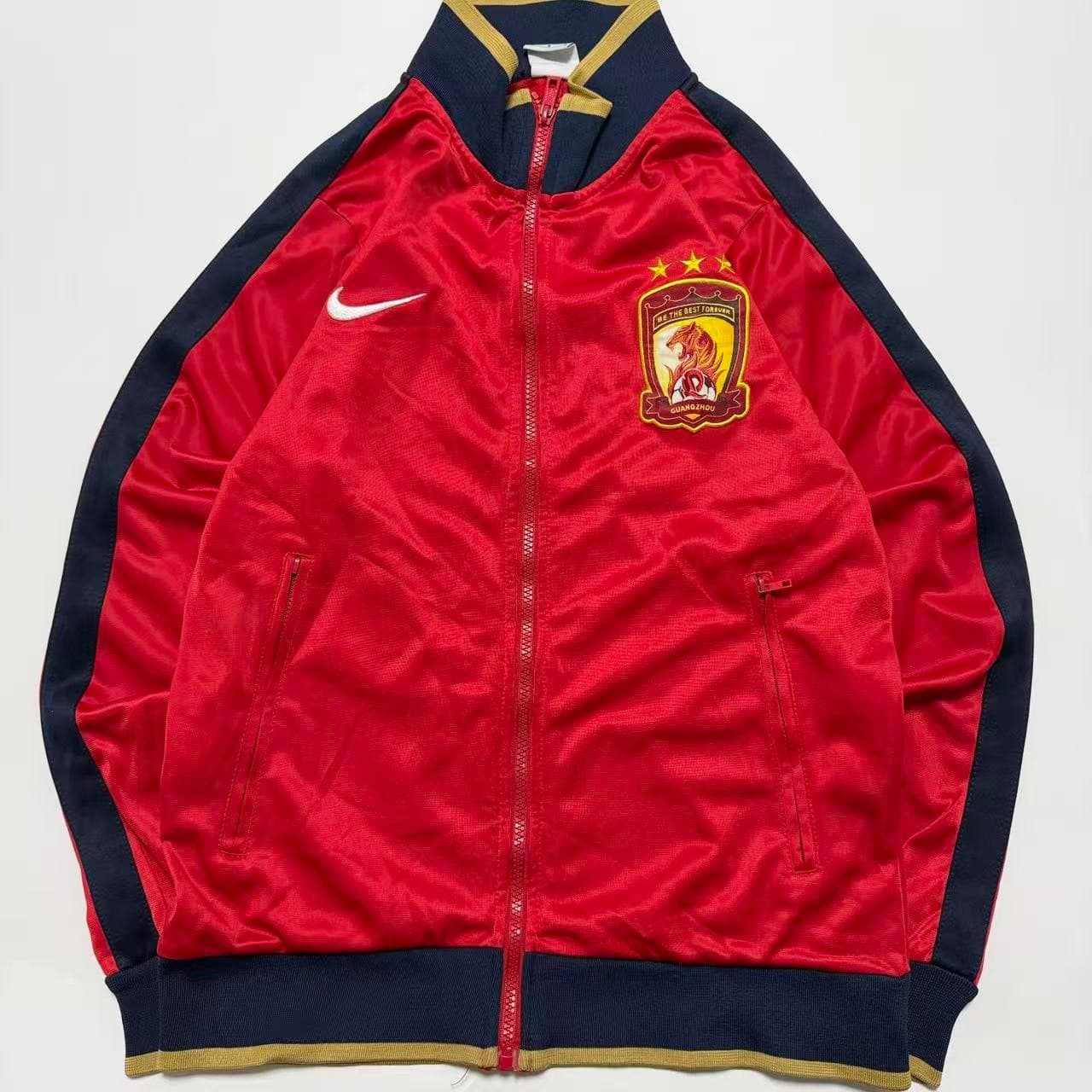 Nike Guangzhou Evergrande FC Track Jacket Red Size S — photo 1 of 7