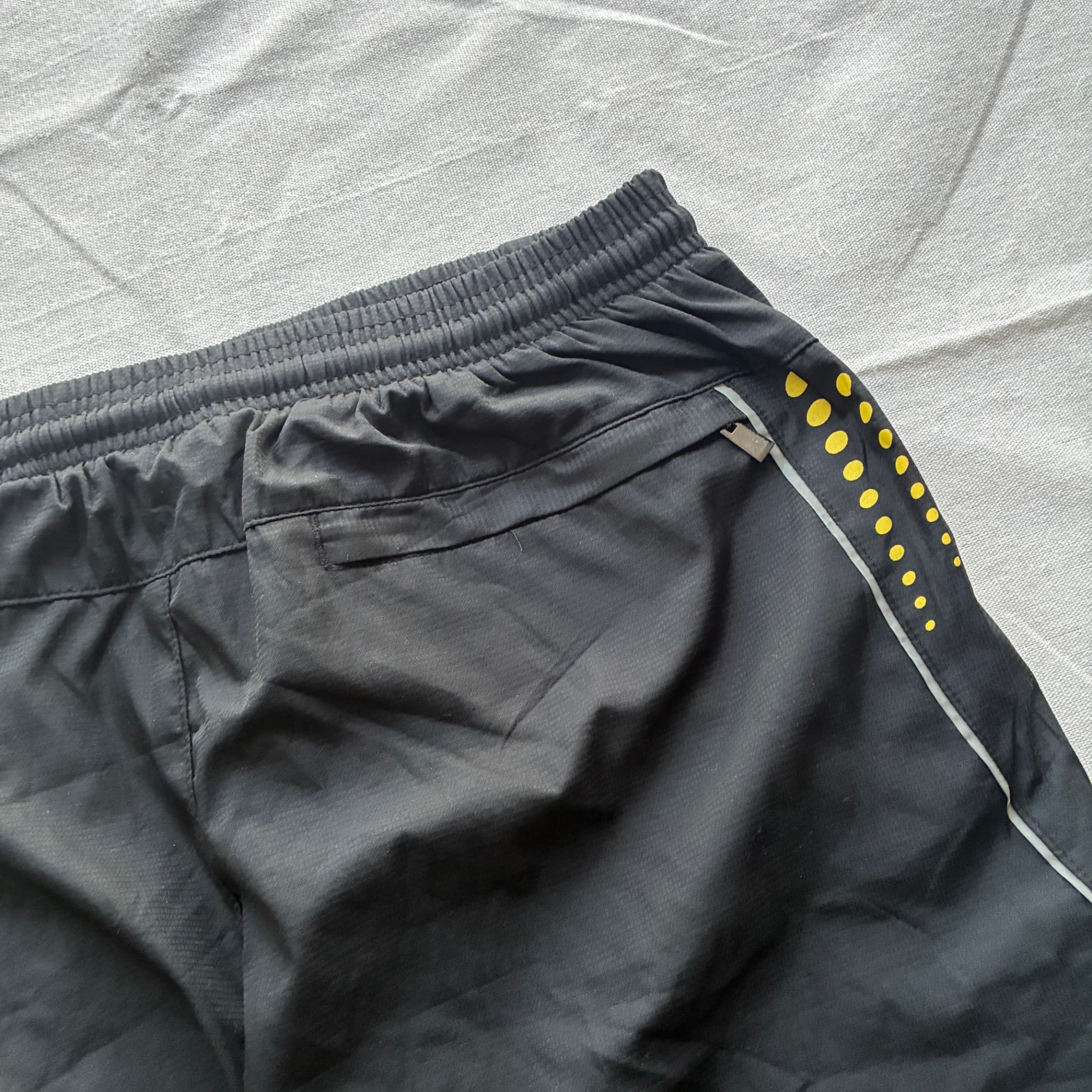 Nike Men's Black Athletic Training Shorts Size L — photo 6 of 7
