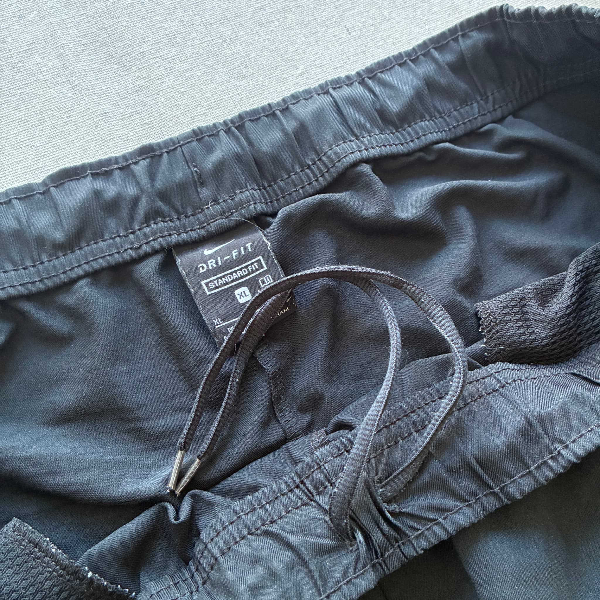 Nike Men's Black Dri-FIT Training Pants XL — photo 4 of 7