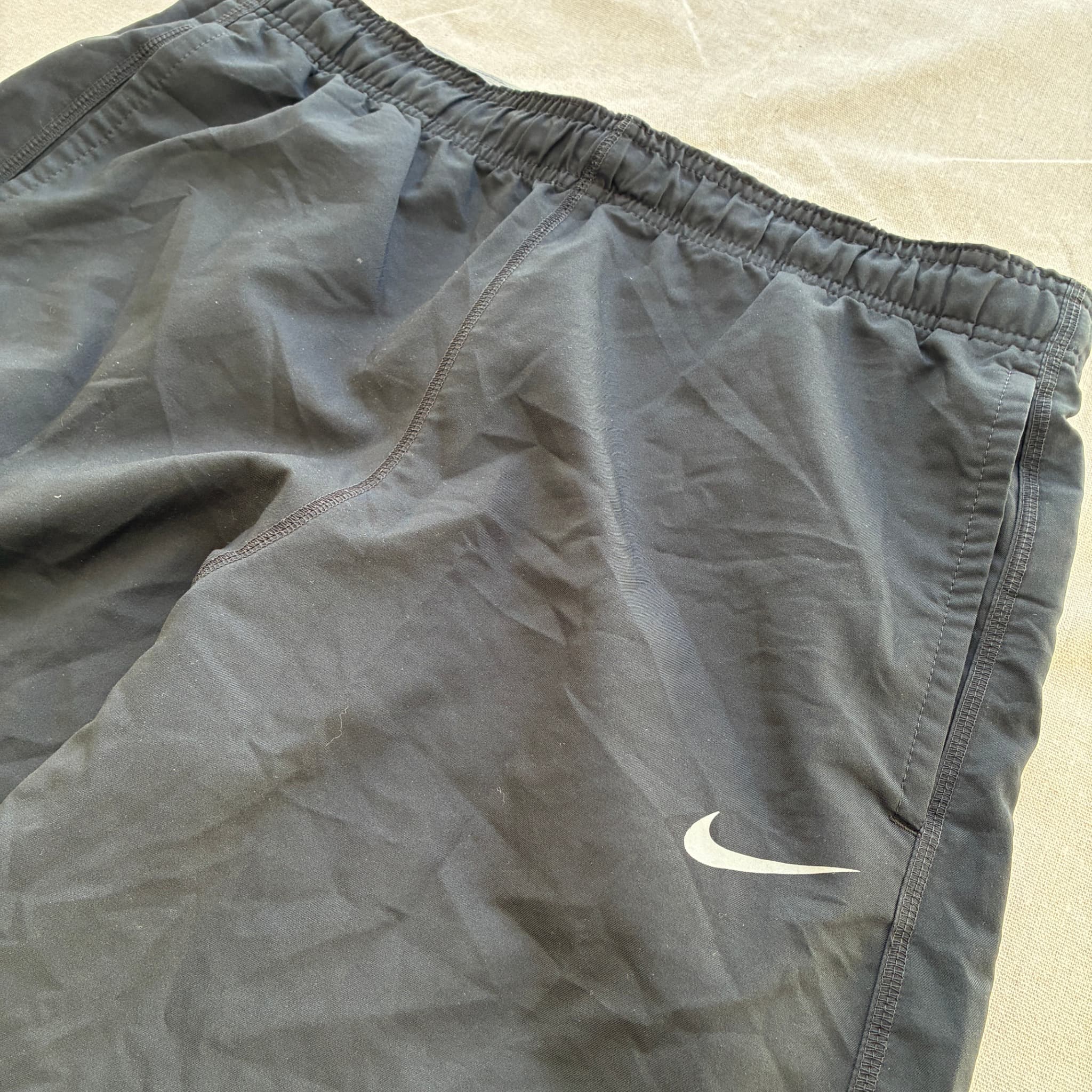 Nike Men's Black Dri-FIT Training Shorts Baggy Vintage 2000s Release — photo 2 of 5