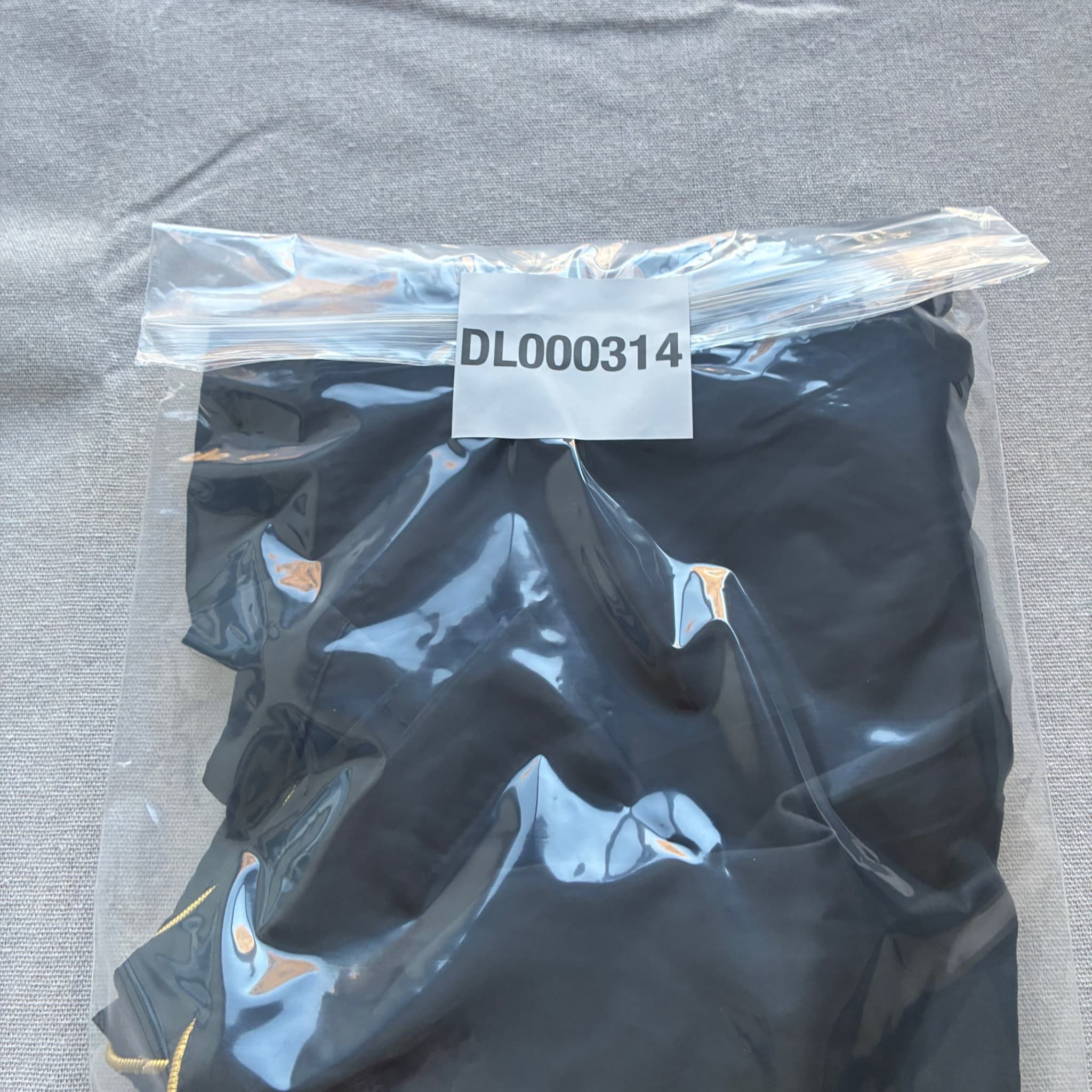 Nike Men's Black & Gold Athletic Shorts XXL — photo 8 of 8