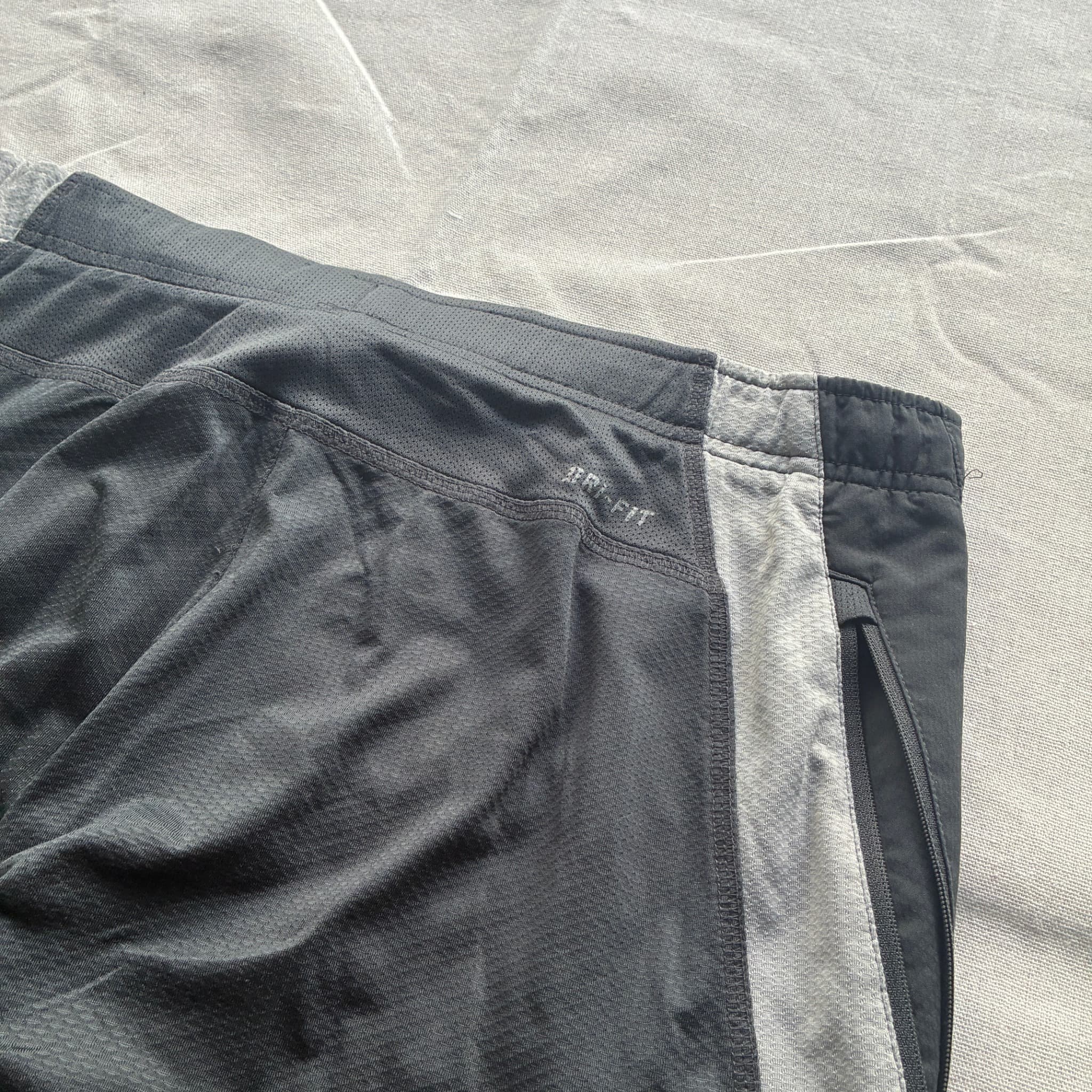 Nike Men's Dri-FIT Training Capris Black Grey Size L — photo 6 of 7