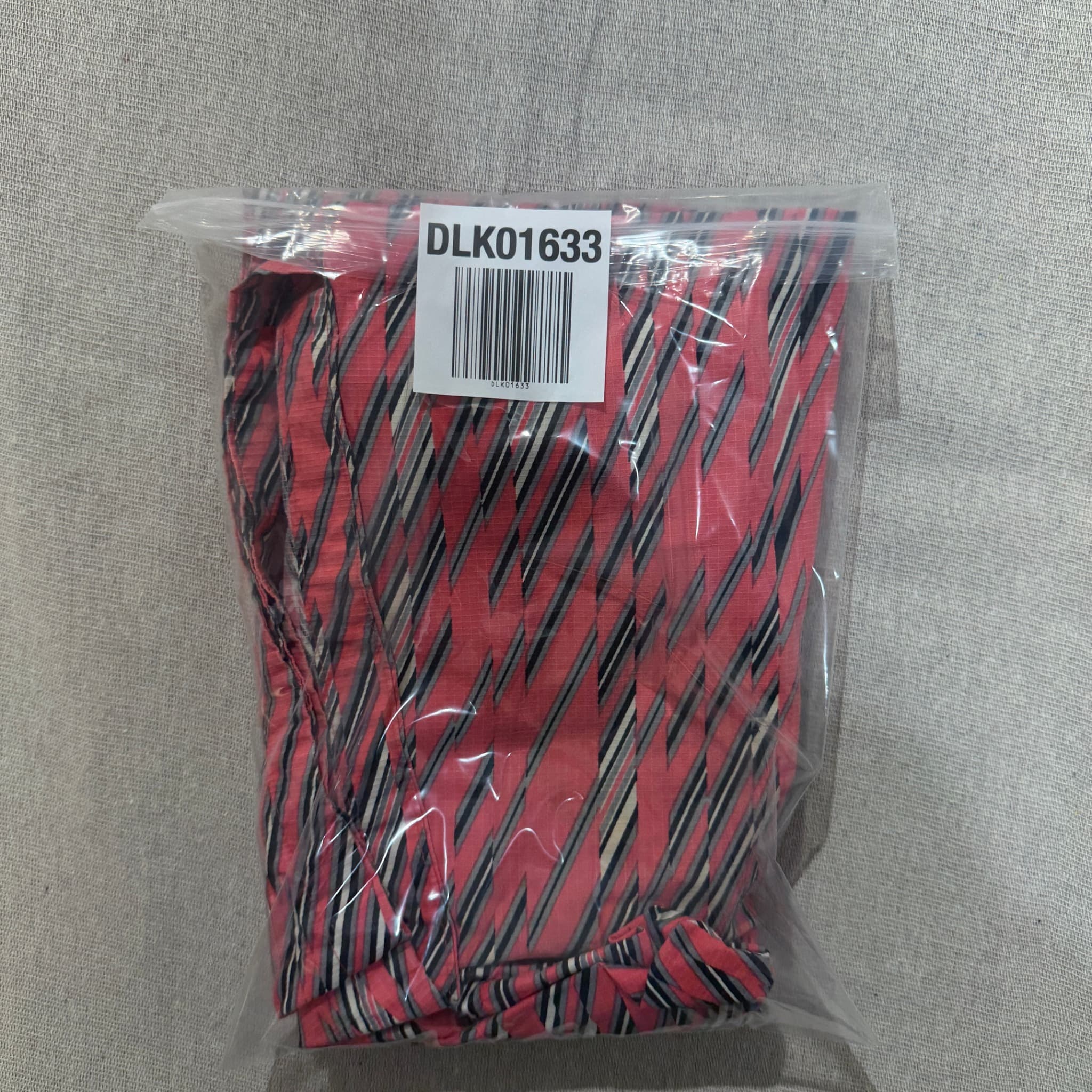 Nike Men's Geometric Print Swim Trunks Pink Zipper Pockets Size XXL — photo 6 of 6