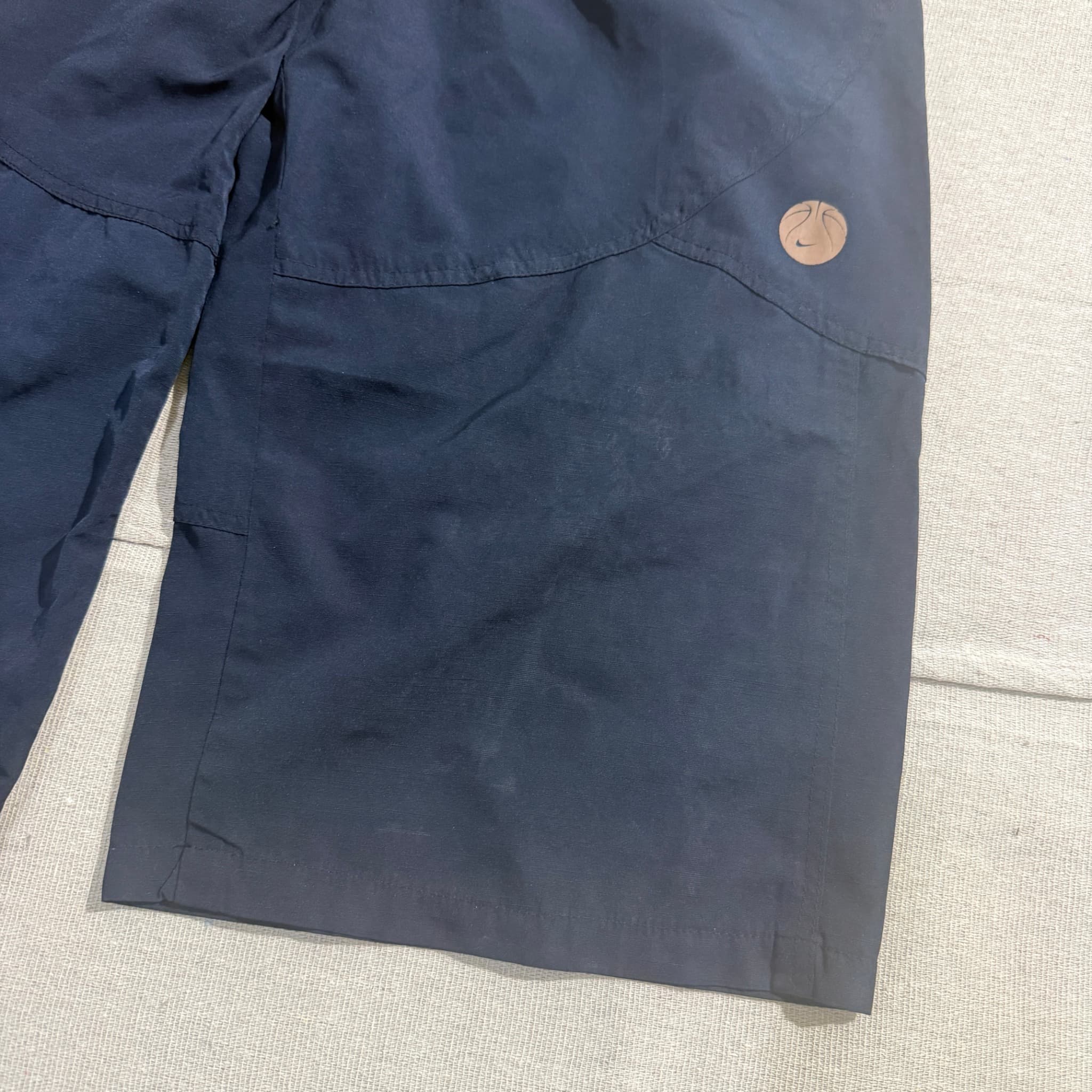 Nike Men's Navy Blue Athletic Shorts — photo 2 of 6