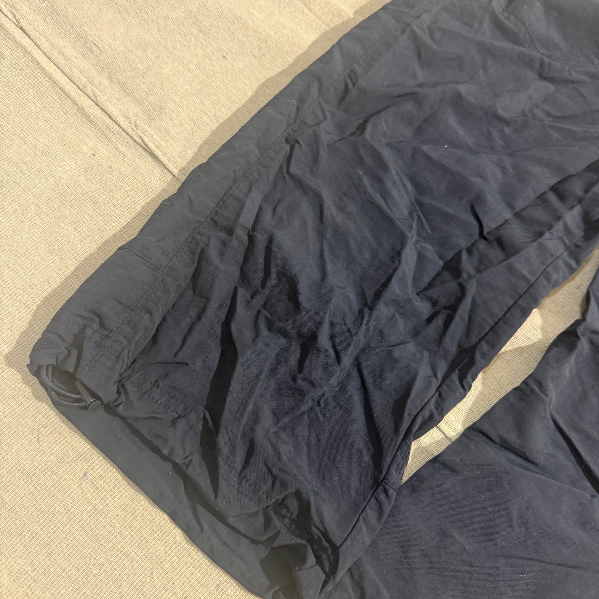Nike Navy Blue Nylon Capri Pants Size L — photo 2 of 6