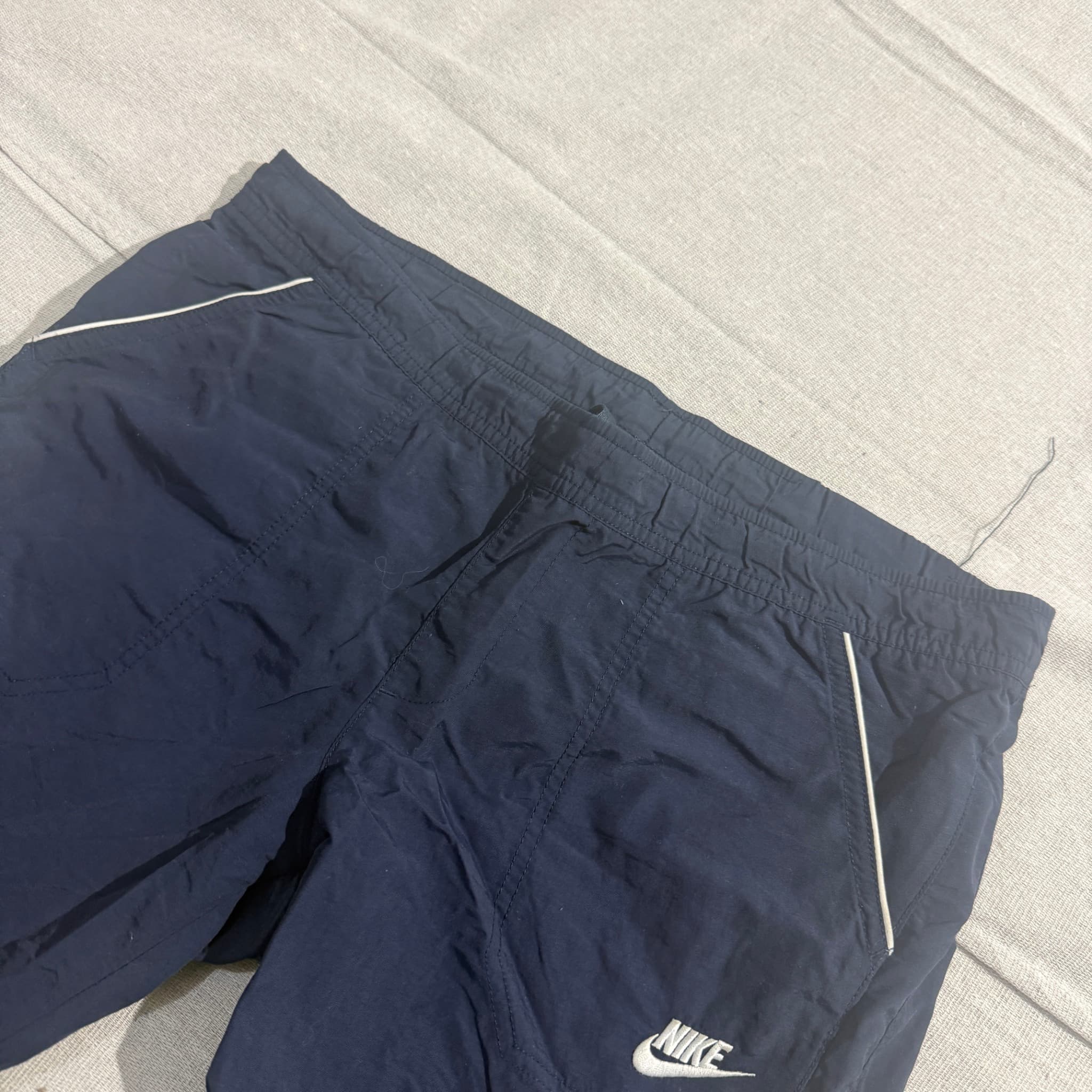 Nike Navy Blue Nylon Capri Pants Size L — photo 3 of 6