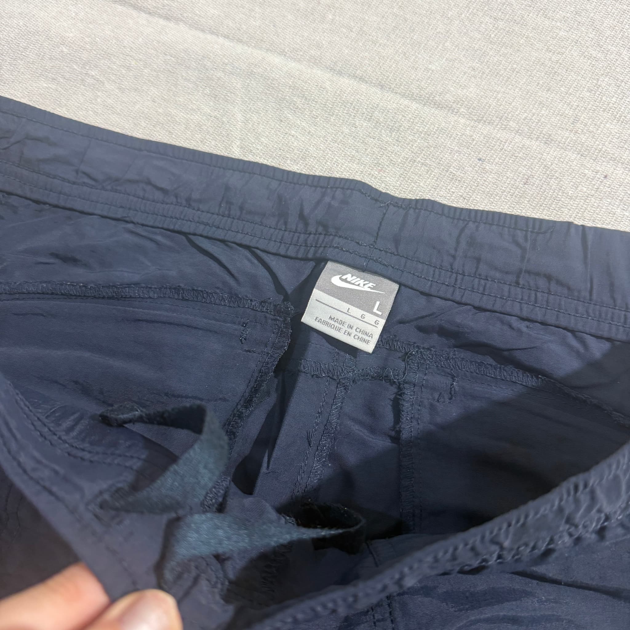 Nike Navy Blue Nylon Capri Pants Size L — photo 4 of 6