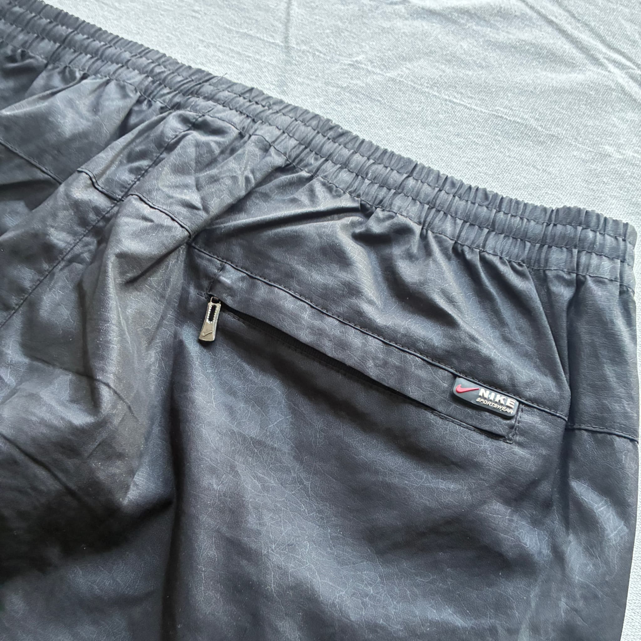 Nike Series 87 Nylon Cargo Shorts Black Adjustable Hem Size XL — photo 6 of 7