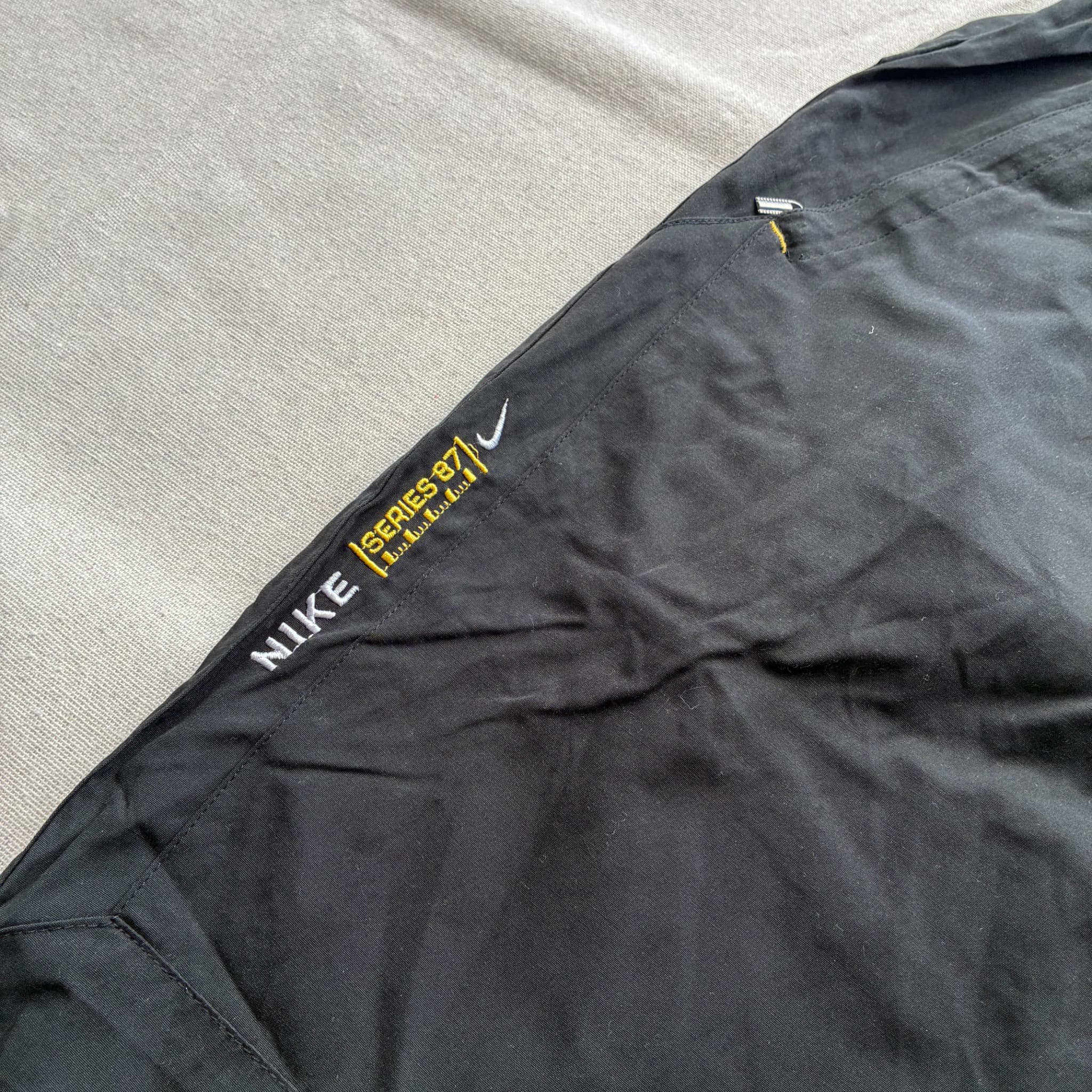 Nike Series 87 Nylon Cargo Shorts Black Baggy Vintage 2000s Release — photo 2 of 6