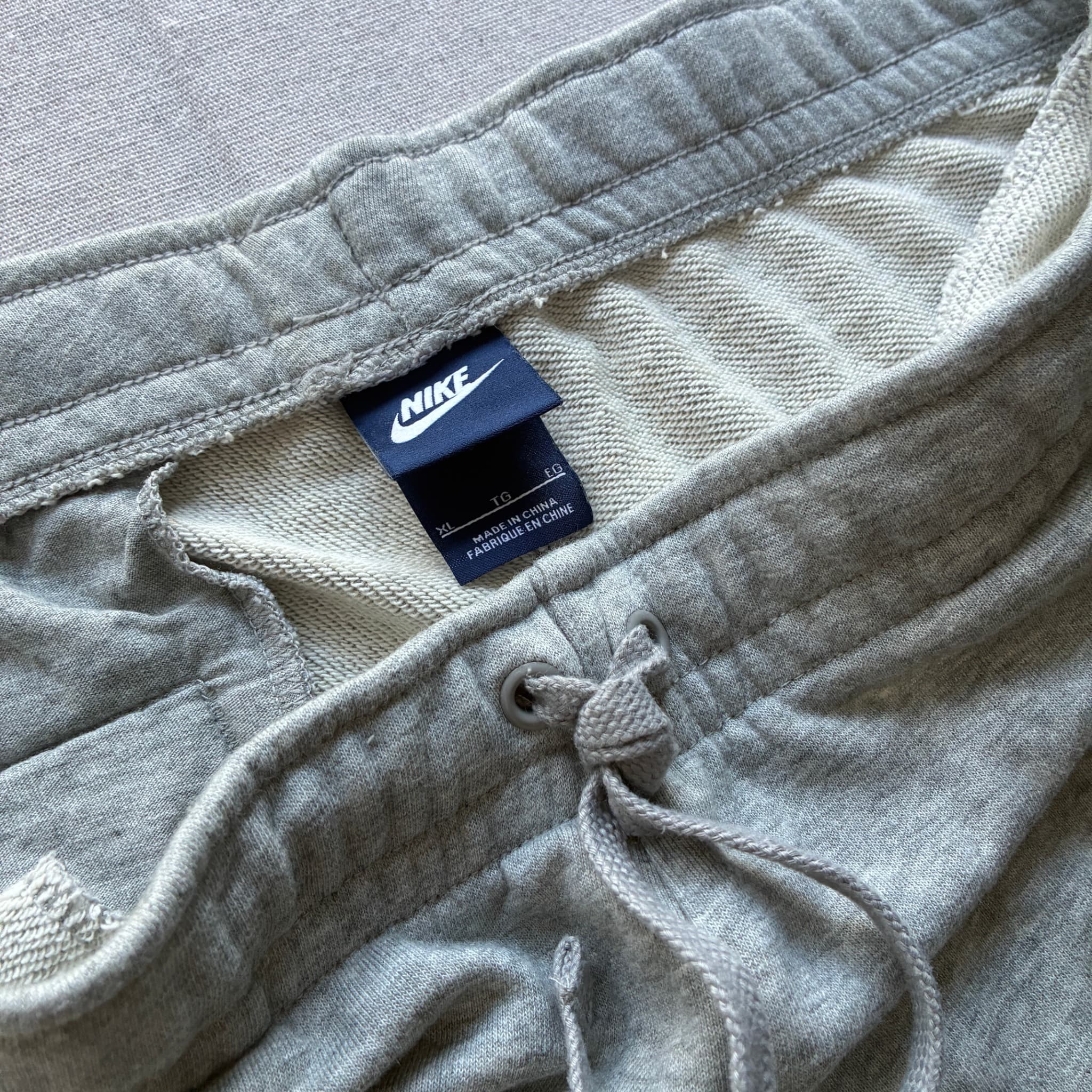 Nike Sportswear Club Fleece Open Hem Sweatpants Grey Baggy Vintage XL — photo 4 of 11