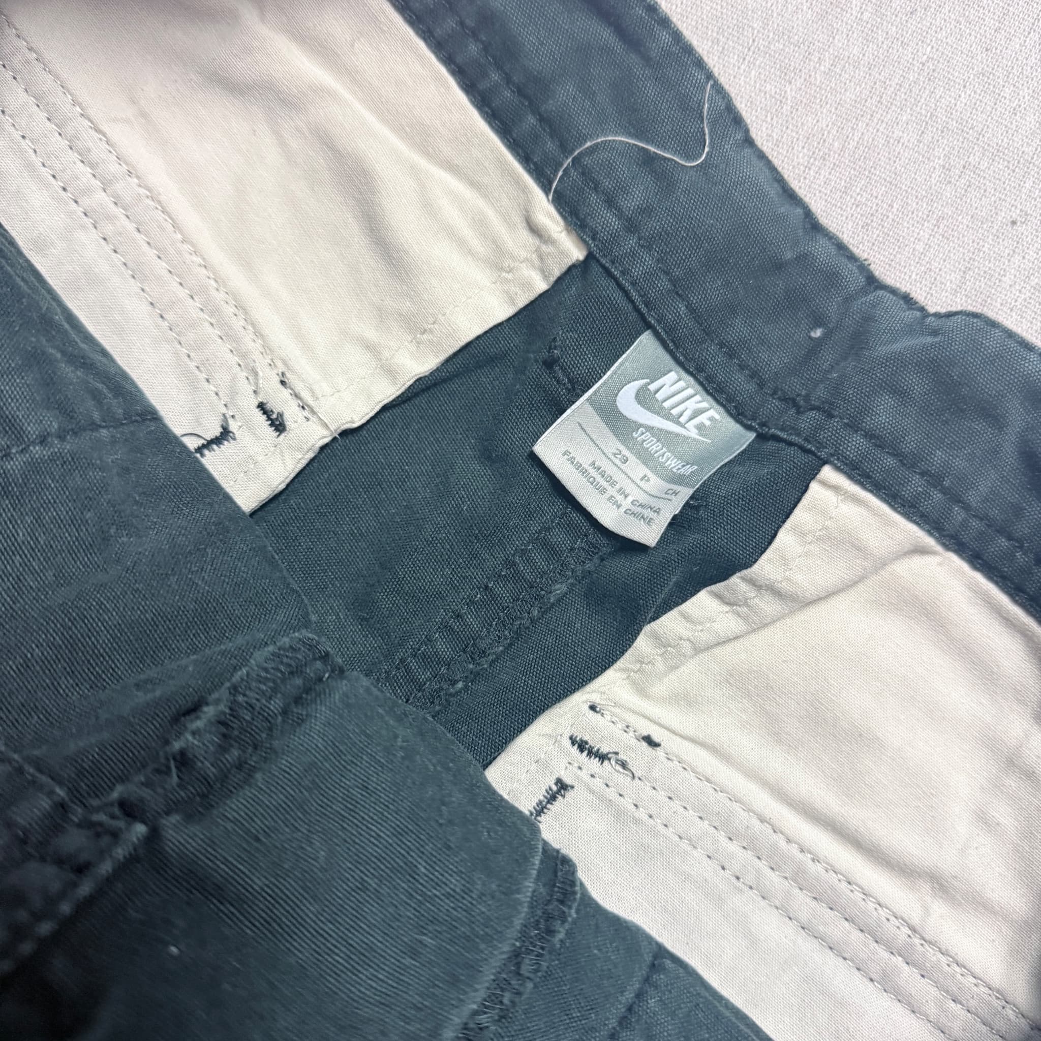 Nike Sportswear Men's Utility Cargo Shorts Dark Green Size 29 — photo 3 of 7