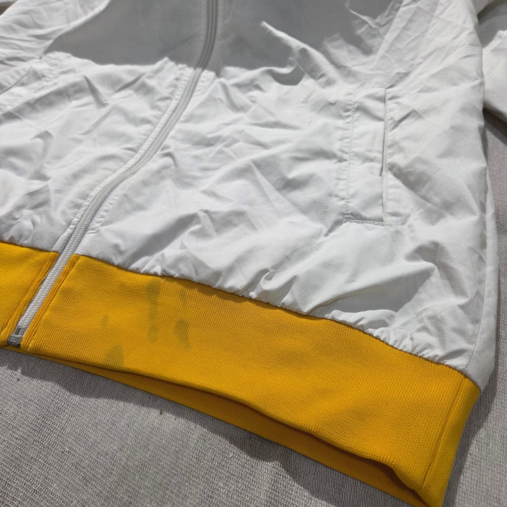 Nike Sportswear Windrunner Hooded Jacket Green White Yellow Baggy Vintage — photo 3 of 6