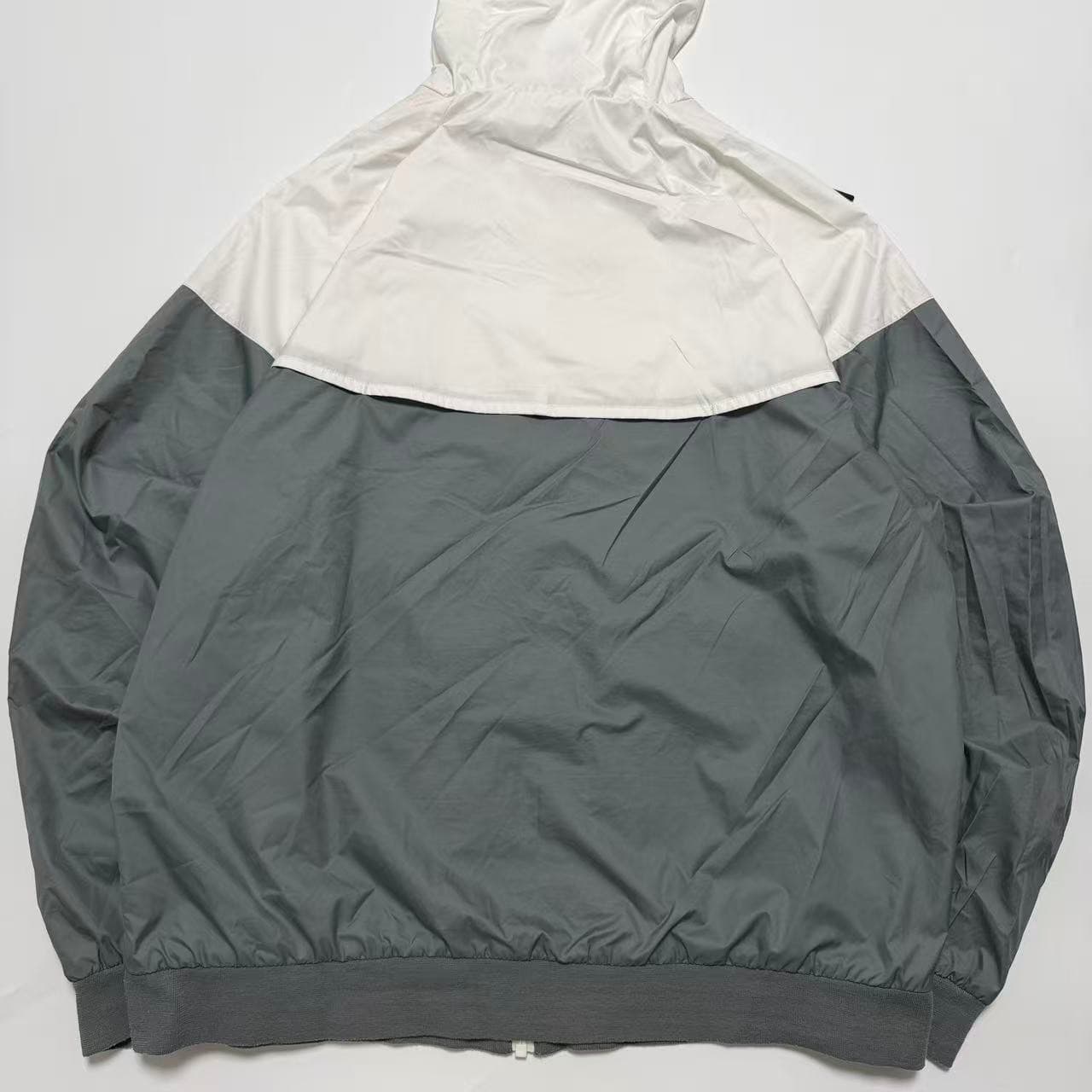 Nike Sportswear Windrunner Hooded Jacket White Grey — photo 2 of 7