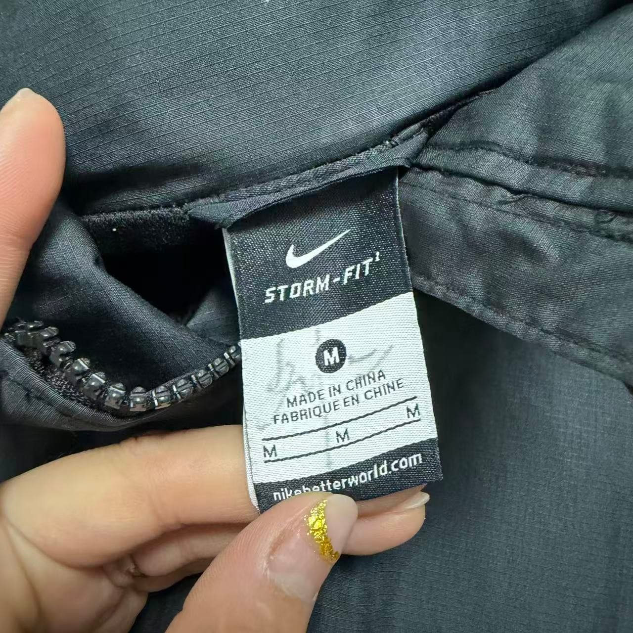 Nike Storm-FIT Hooded Windbreaker Jacket Black M — photo 5 of 6