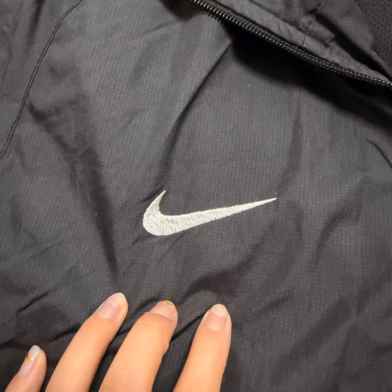 Nike Storm-FIT Lightweight Hooded Rain Jacket Black — photo 3 of 9