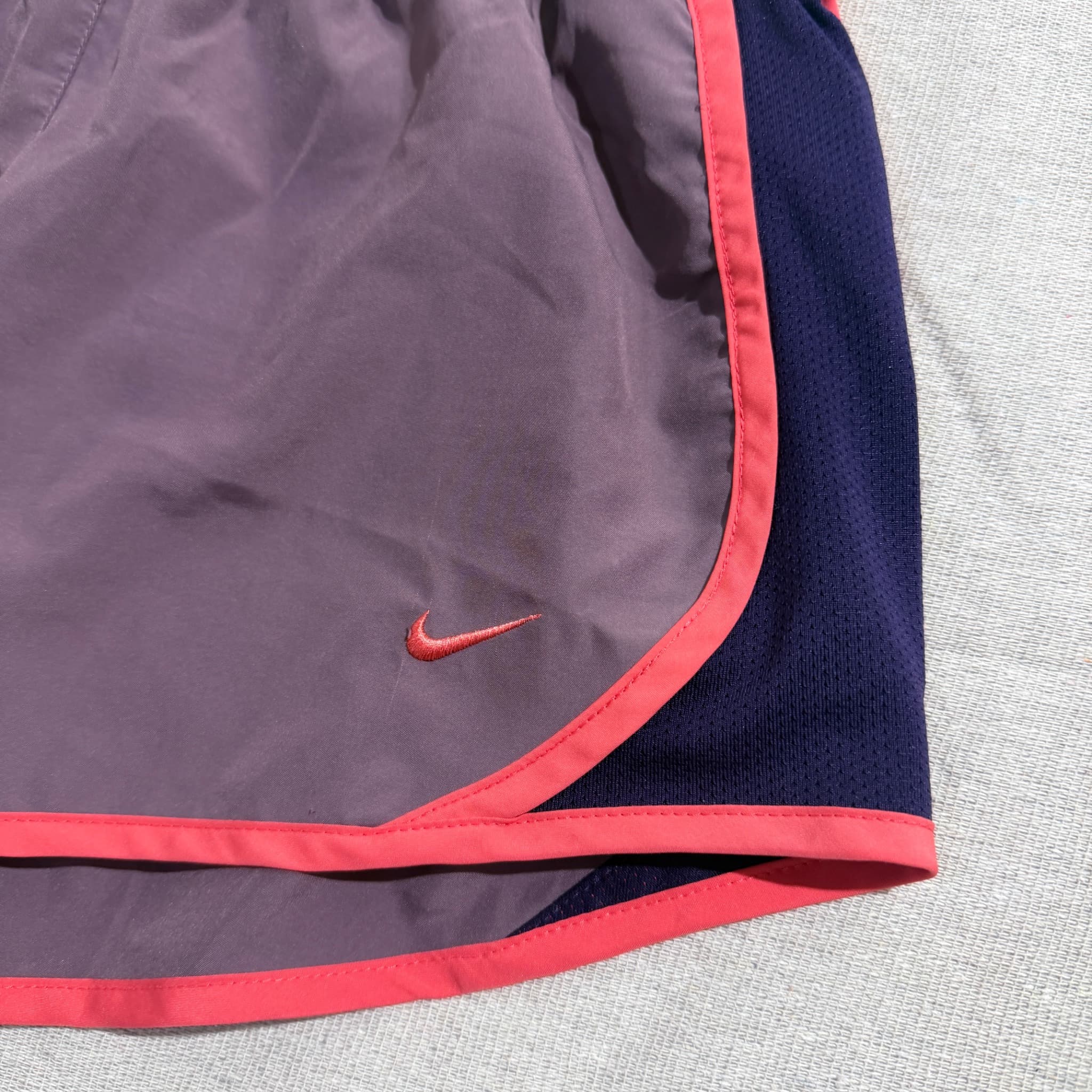 Nike Tempo Running Shorts Purple Pink Size L — photo 2 of 5