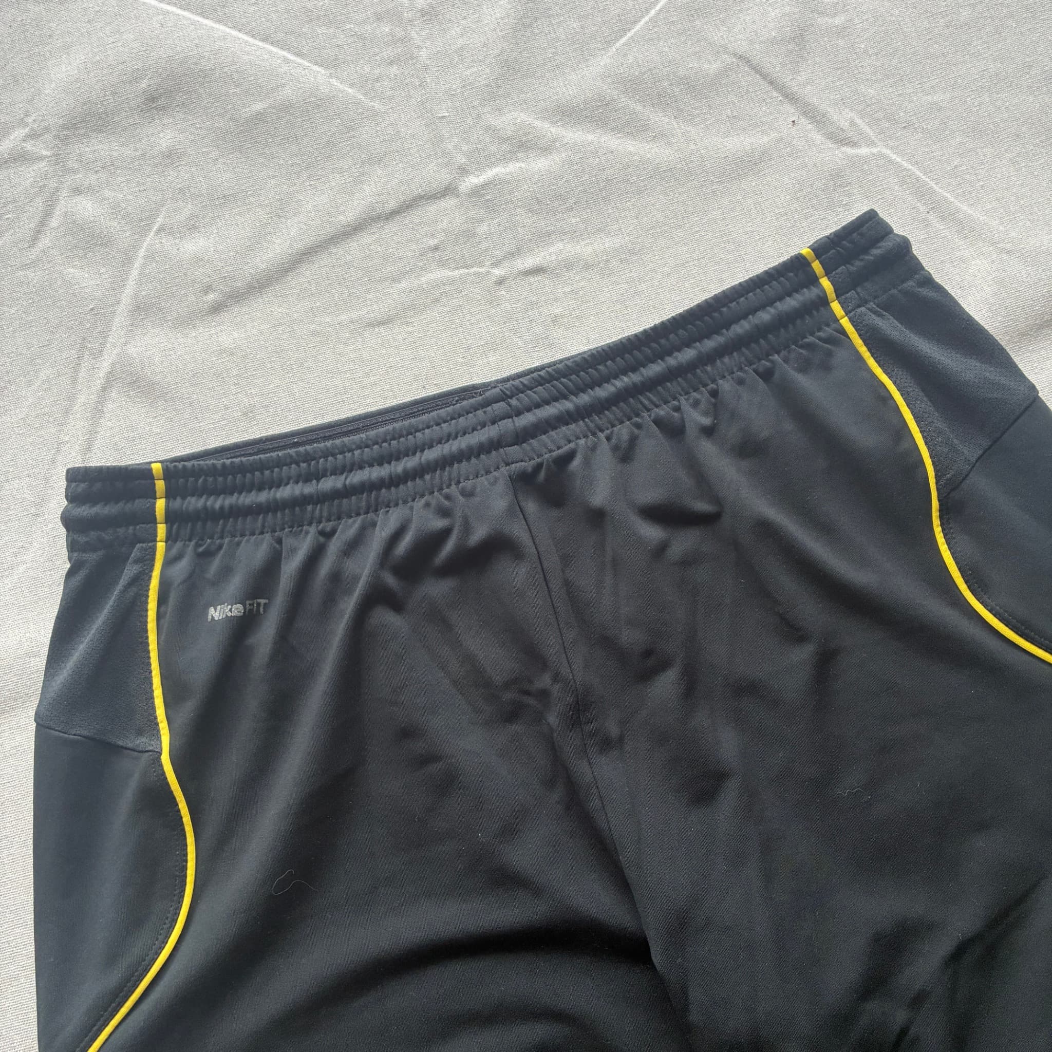 Nike Total 90 Dri-FIT Athletic Training Shorts Black Yellow Size M — photo 3 of 7