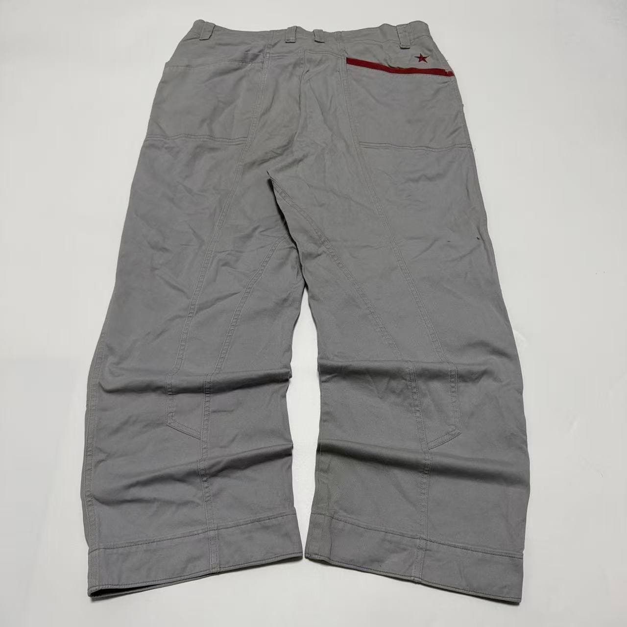 Nike Vintage 2000s Grey Utility Cargo Pants XL — photo 2 of 13