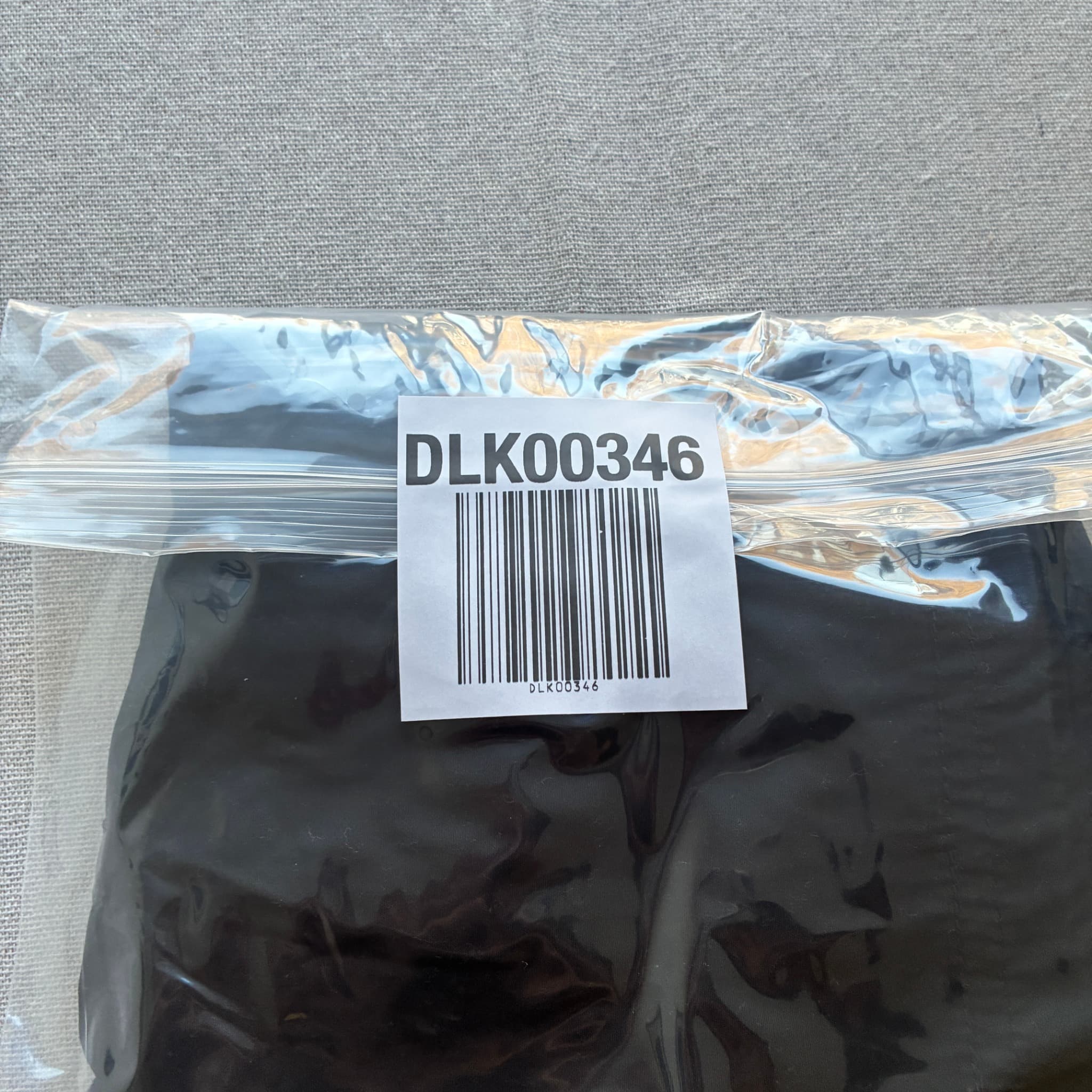 Nike Vintage Black And Red Nylon Cargo Shorts — photo 6 of 6