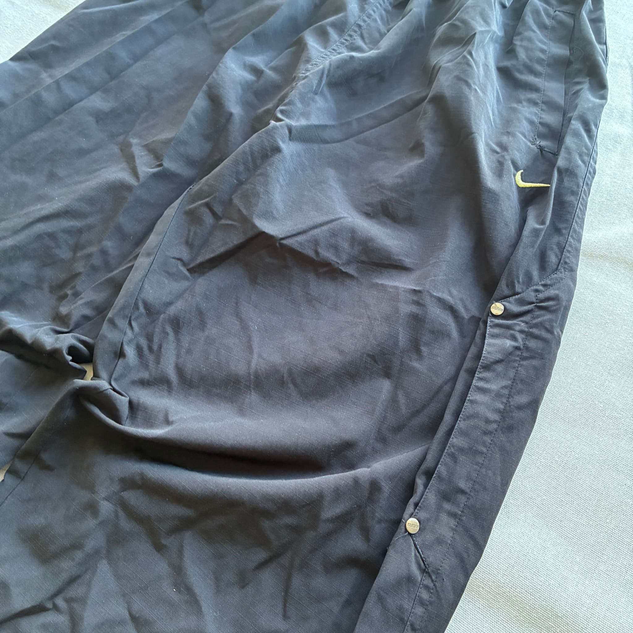 Nike Vintage Black Nylon Tear-Away Pants XXXXL — photo 2 of 8