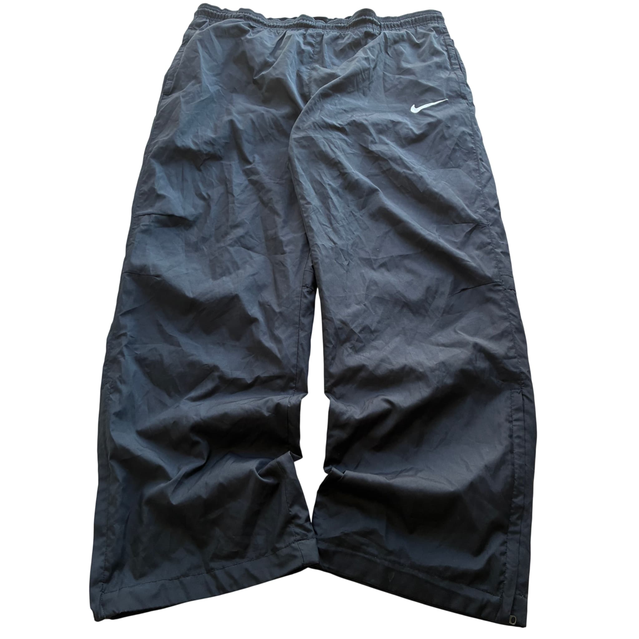Nike Vintage Black Nylon Track Pants XL — photo 1 of 8