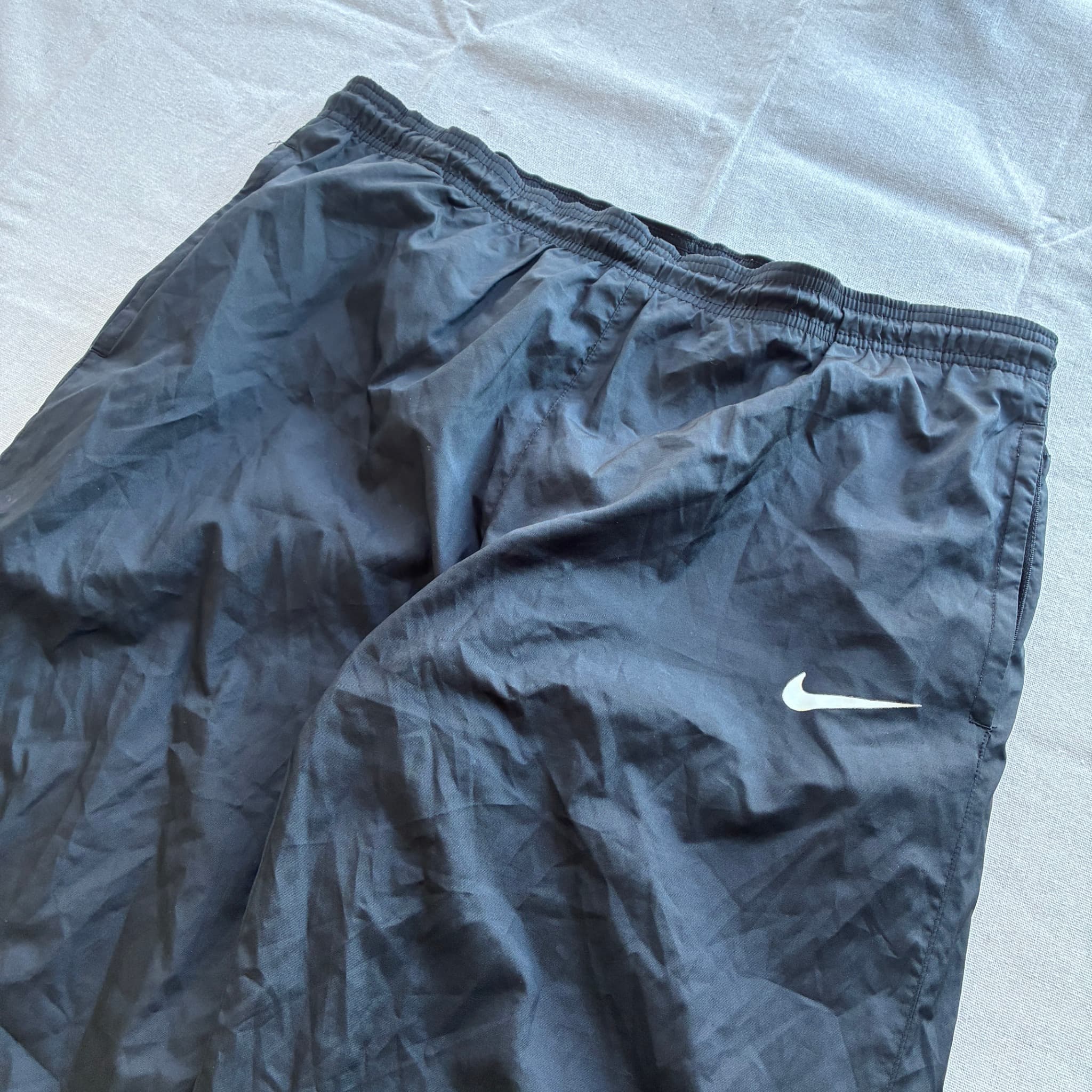 Nike Vintage Black Nylon Track Pants XL — photo 3 of 8