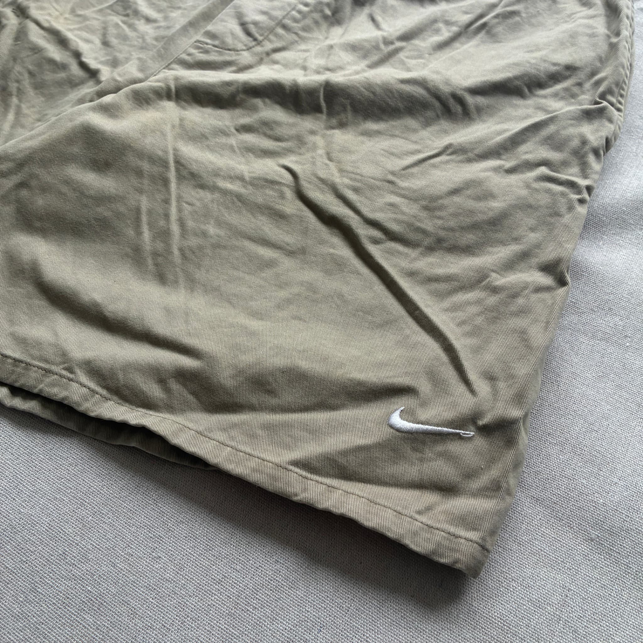 Nike Vintage Khaki Cotton Chino Shorts Baggy 2000s Release Size L — photo 2 of 7