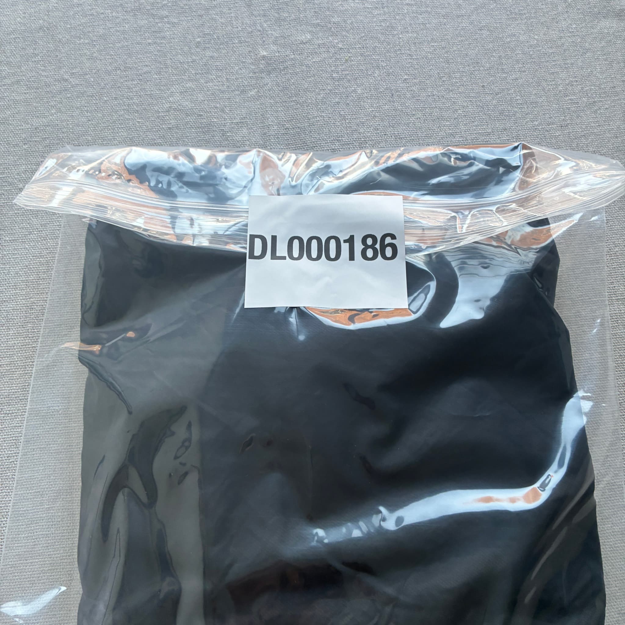 Nike Vintage Nylon Cargo Shorts Black XL — photo 7 of 7