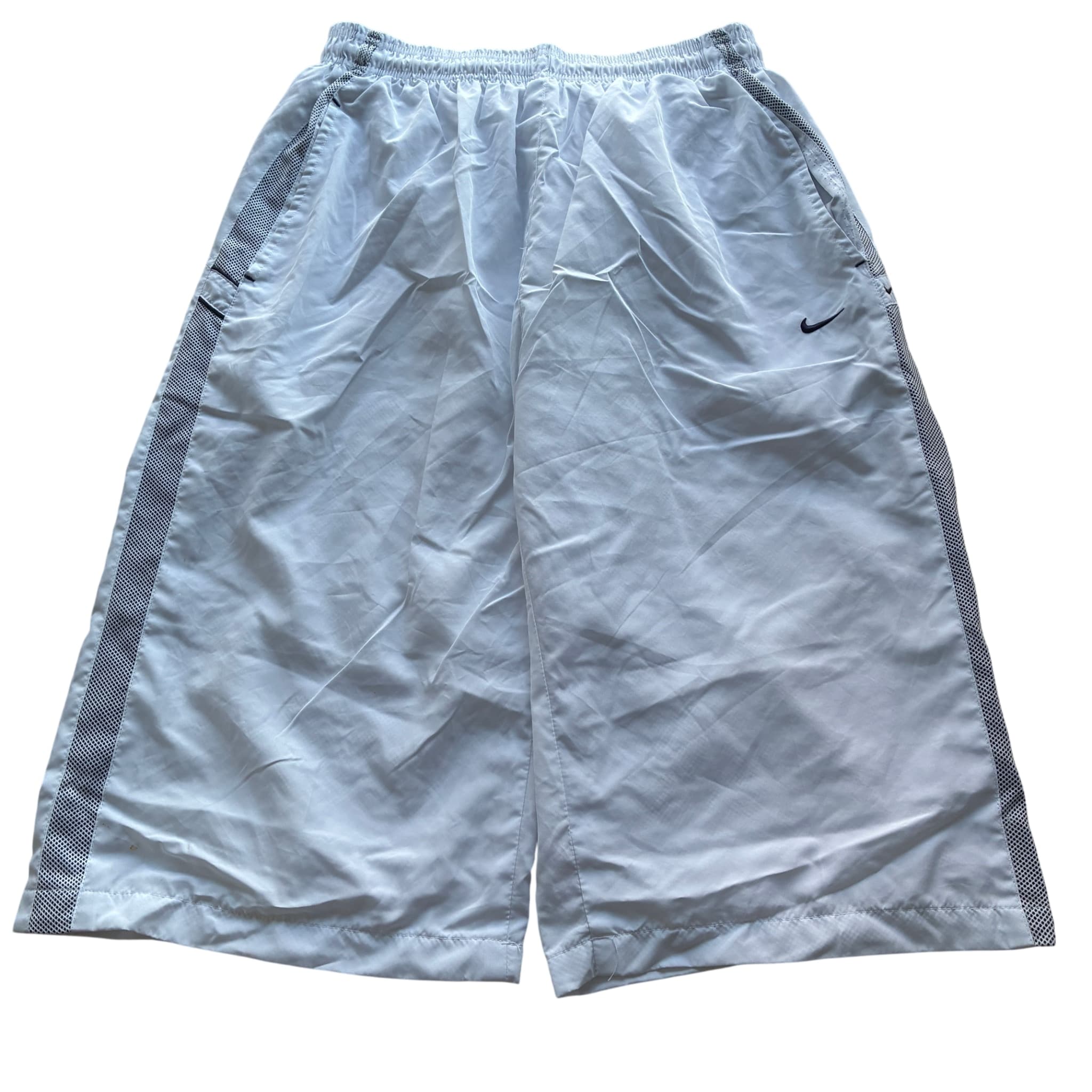 Nike White Nylon Mesh Side Panel Athletic Shorts — photo 1 of 6