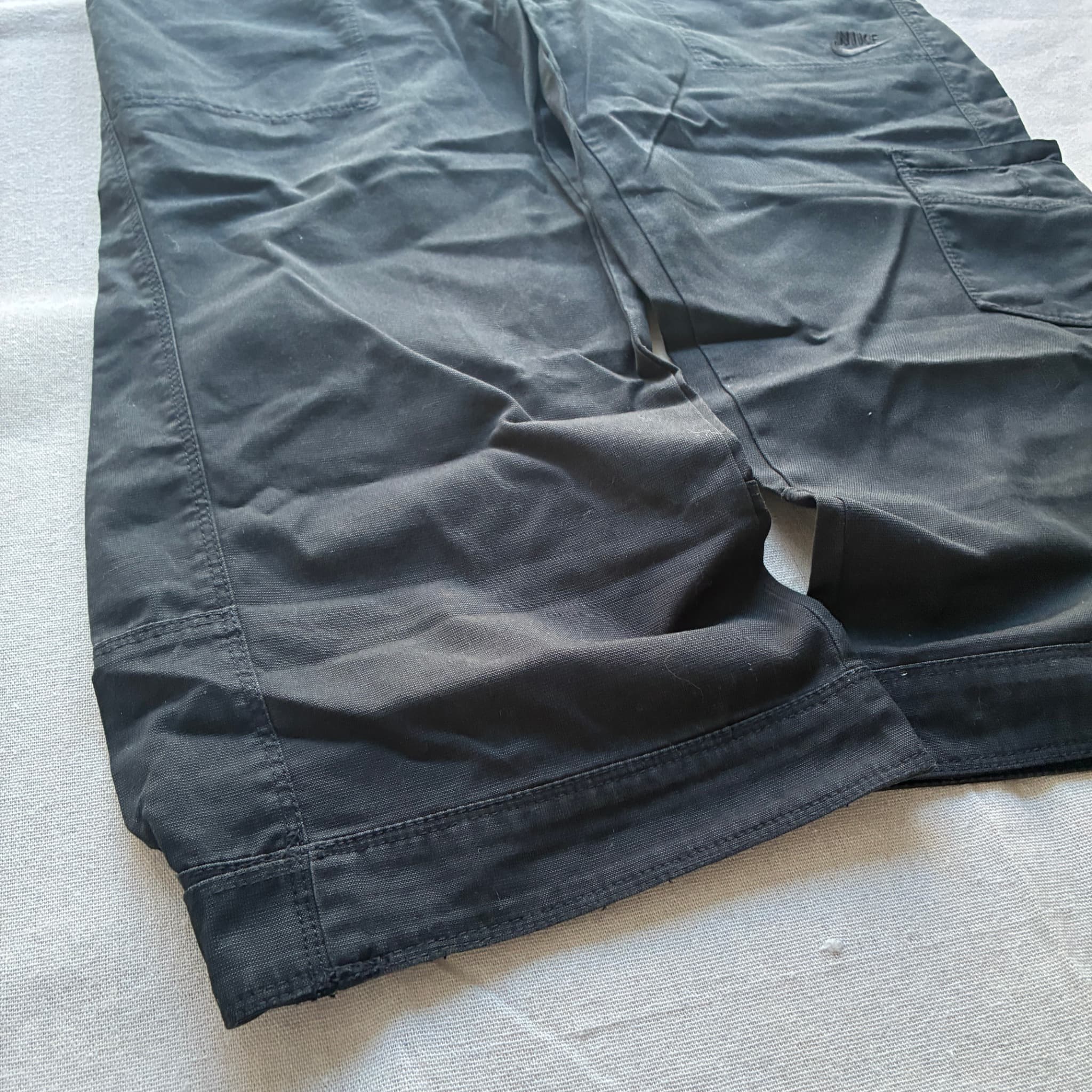 Nike Women's Black Cargo Capri Pants Size XL — photo 2 of 9