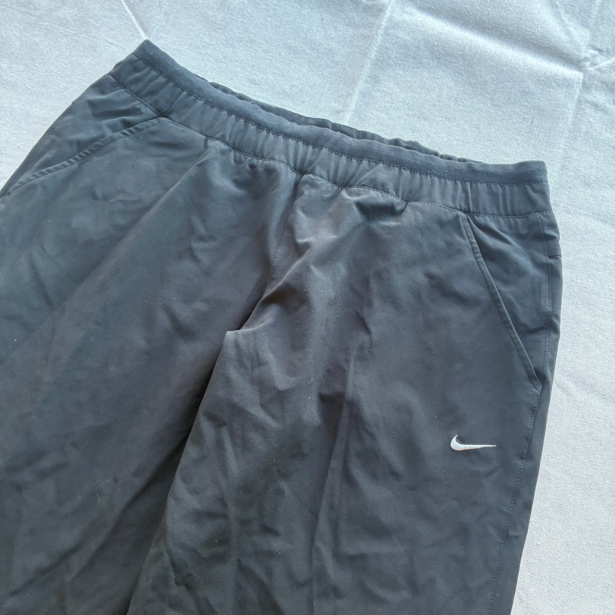 Nike Women's Black Wide Leg Athletic Pants Size L — photo 3 of 6