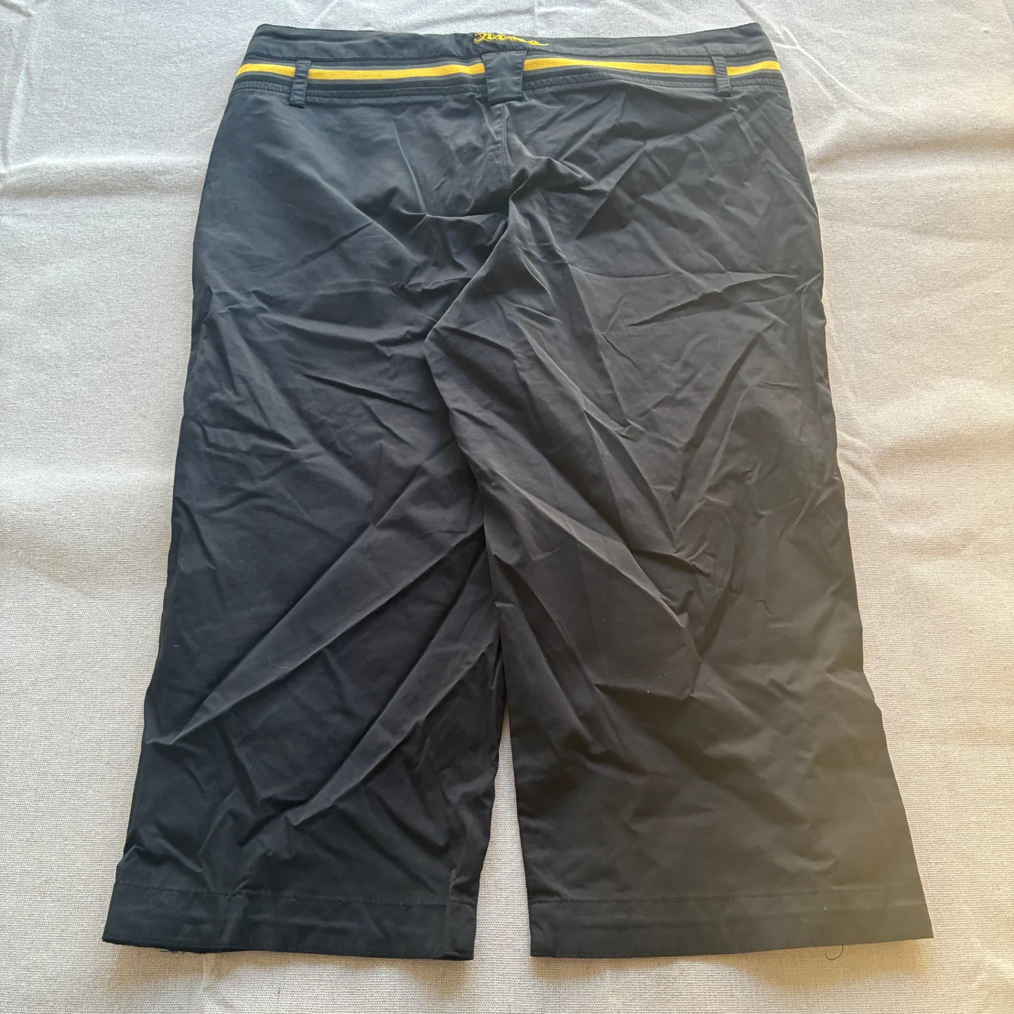 Nike Women's Black Yellow Capri Pants XXL — photo 5 of 8