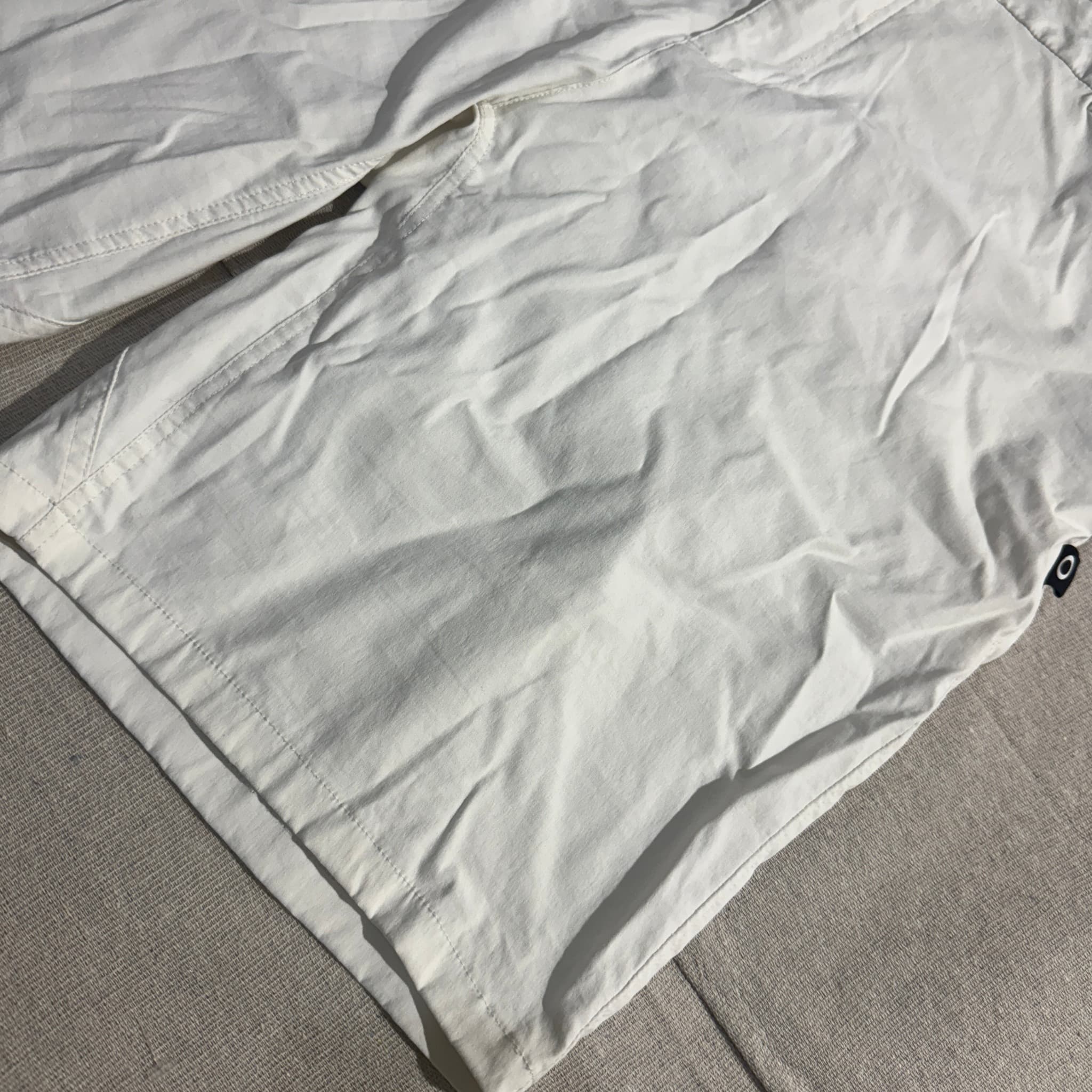 Oakley Men's White Casual Performance Shorts Size 40 — photo 2 of 6