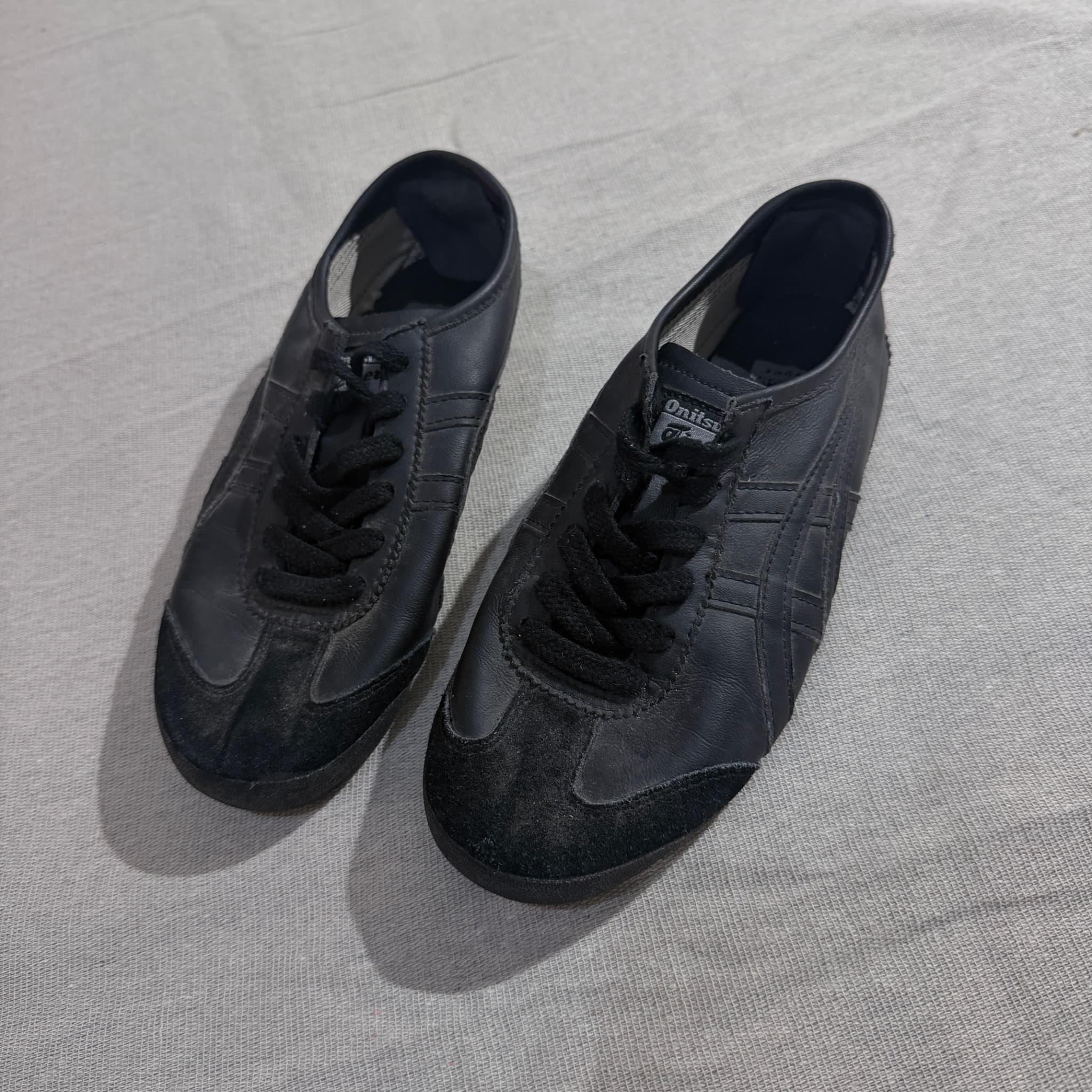 Onitsuka Tiger Mexico 66 Sneakers Black Leather Low Top Size 6 UK — photo 2 of 8