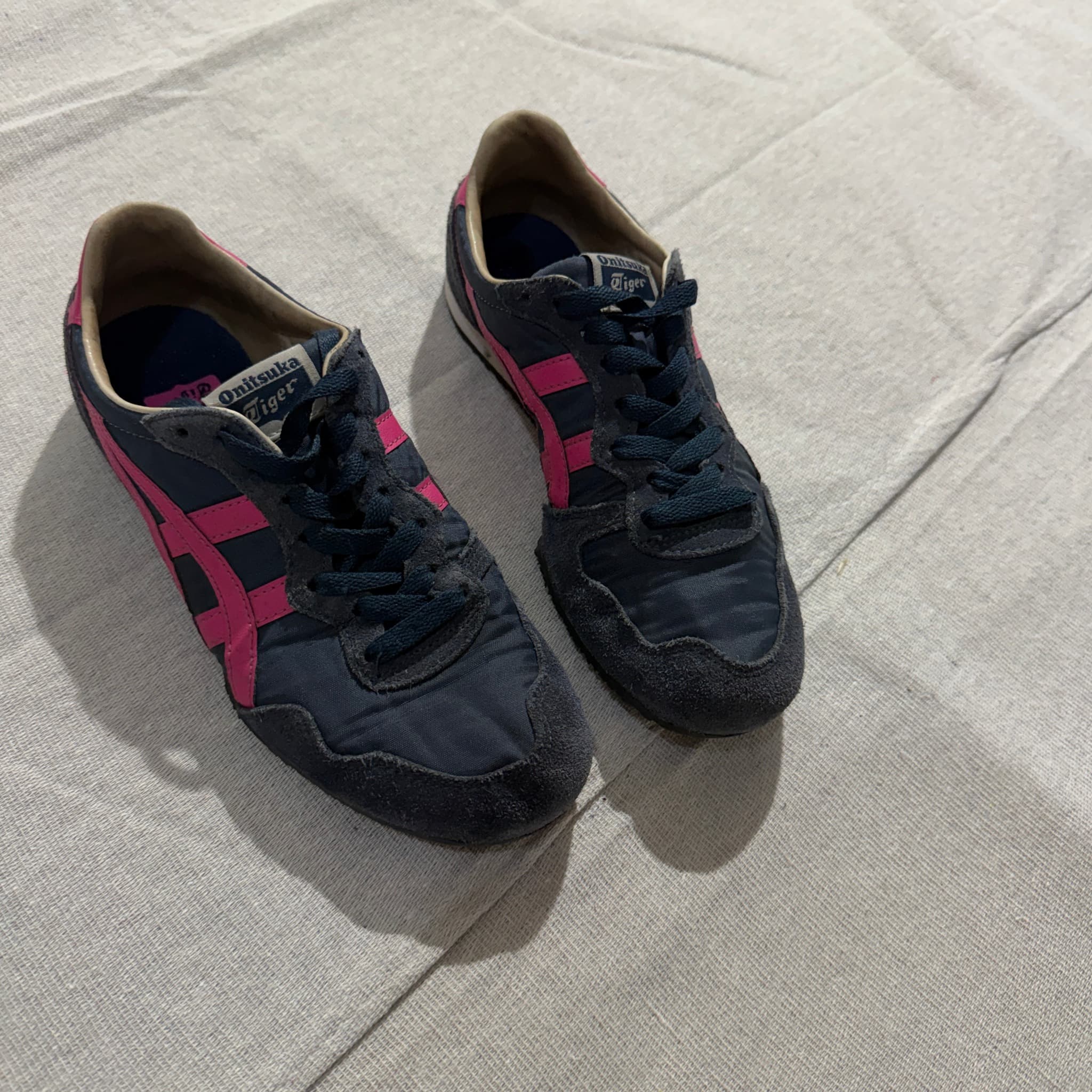 Onitsuka Tiger Serrano Sneakers Navy Pink Women's Size 38 — photo 2 of 10