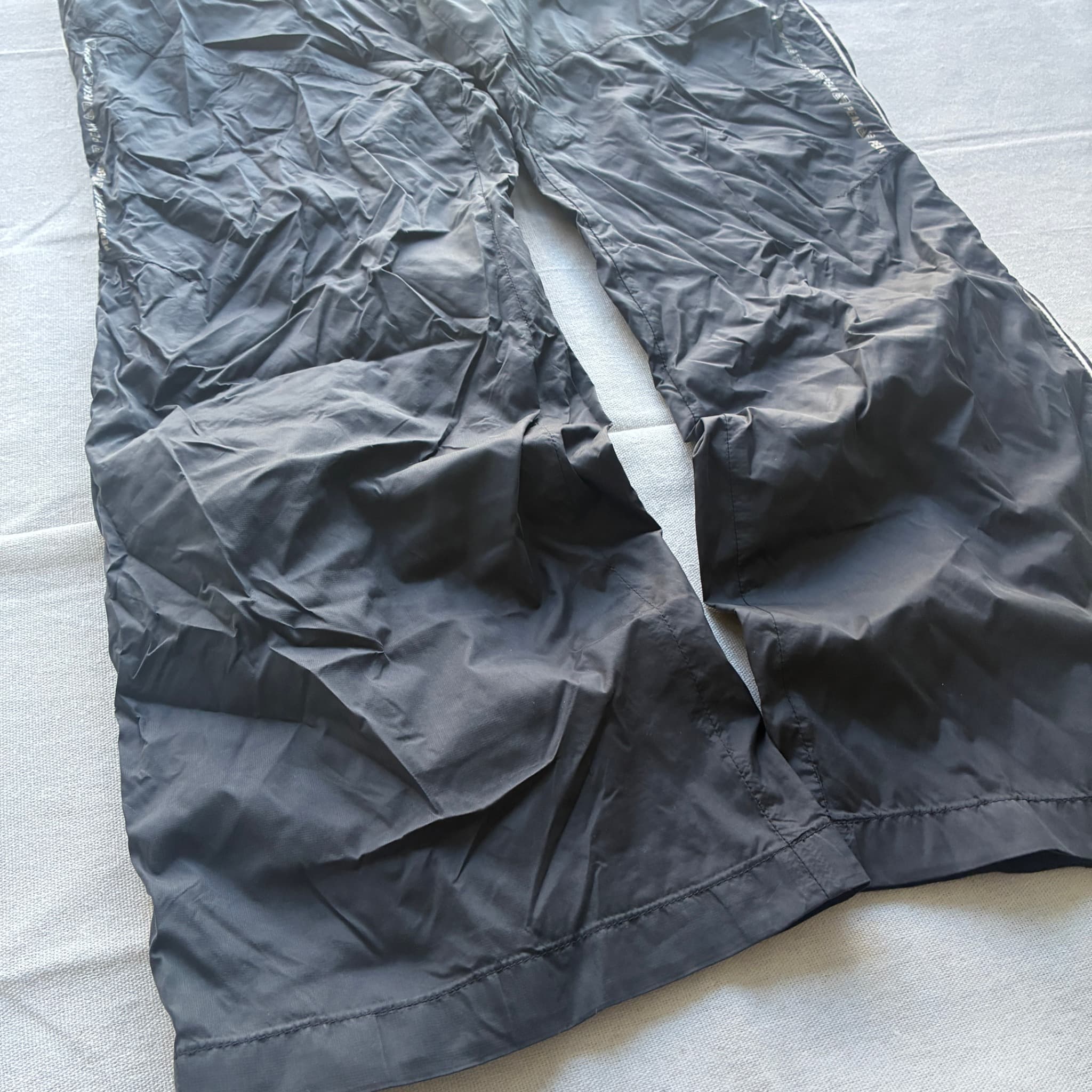 Peak Sportswear Black Nylon Track Pants 2000s Release — photo 3 of 7