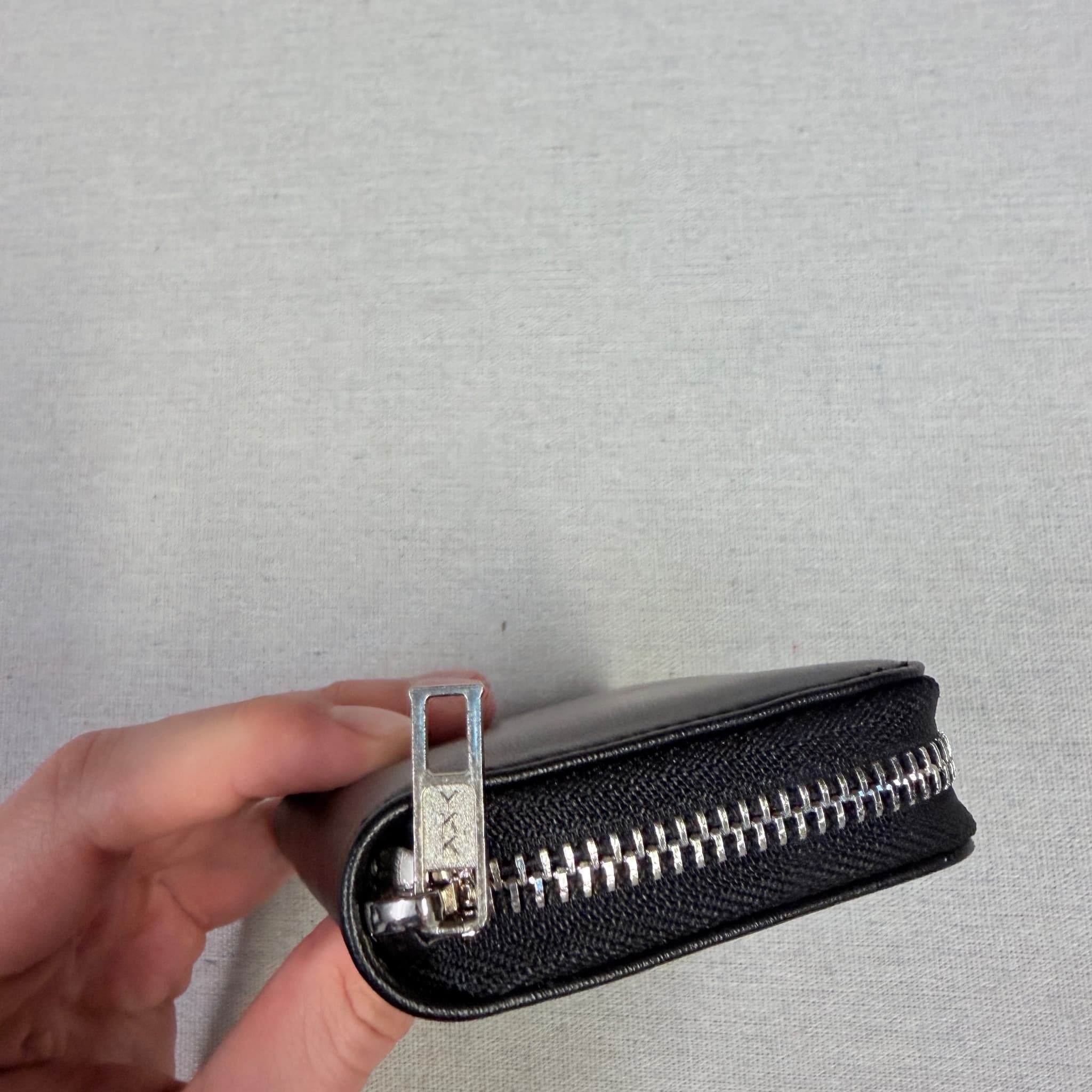 Porter Yoshida & Co. Able Coin Case Black Leather Zip Wallet — photo 3 of 7