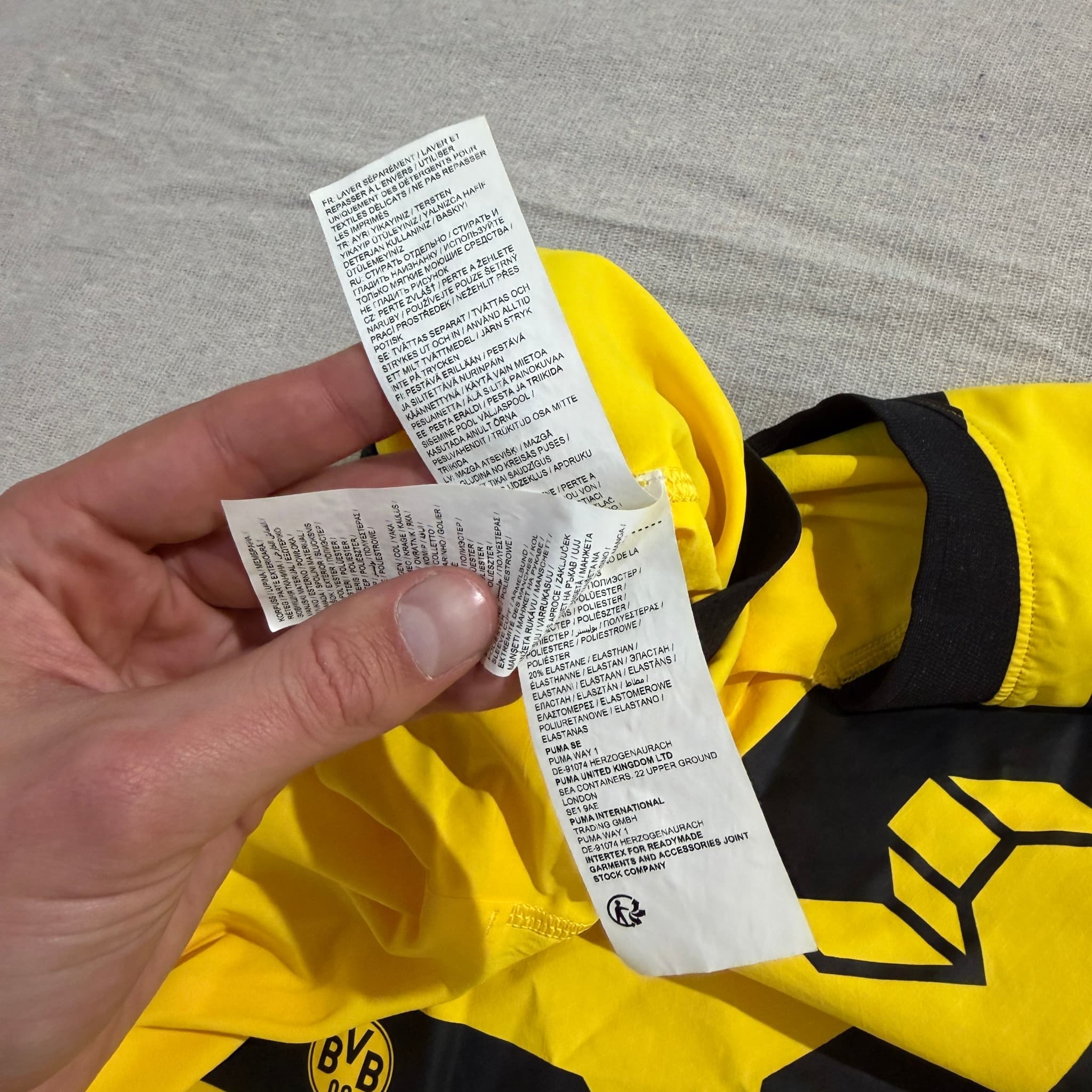 Puma Borussia Dortmund 2022-23 Home Jersey Bellingham #22 Yellow Black Size M — photo 10 of 11