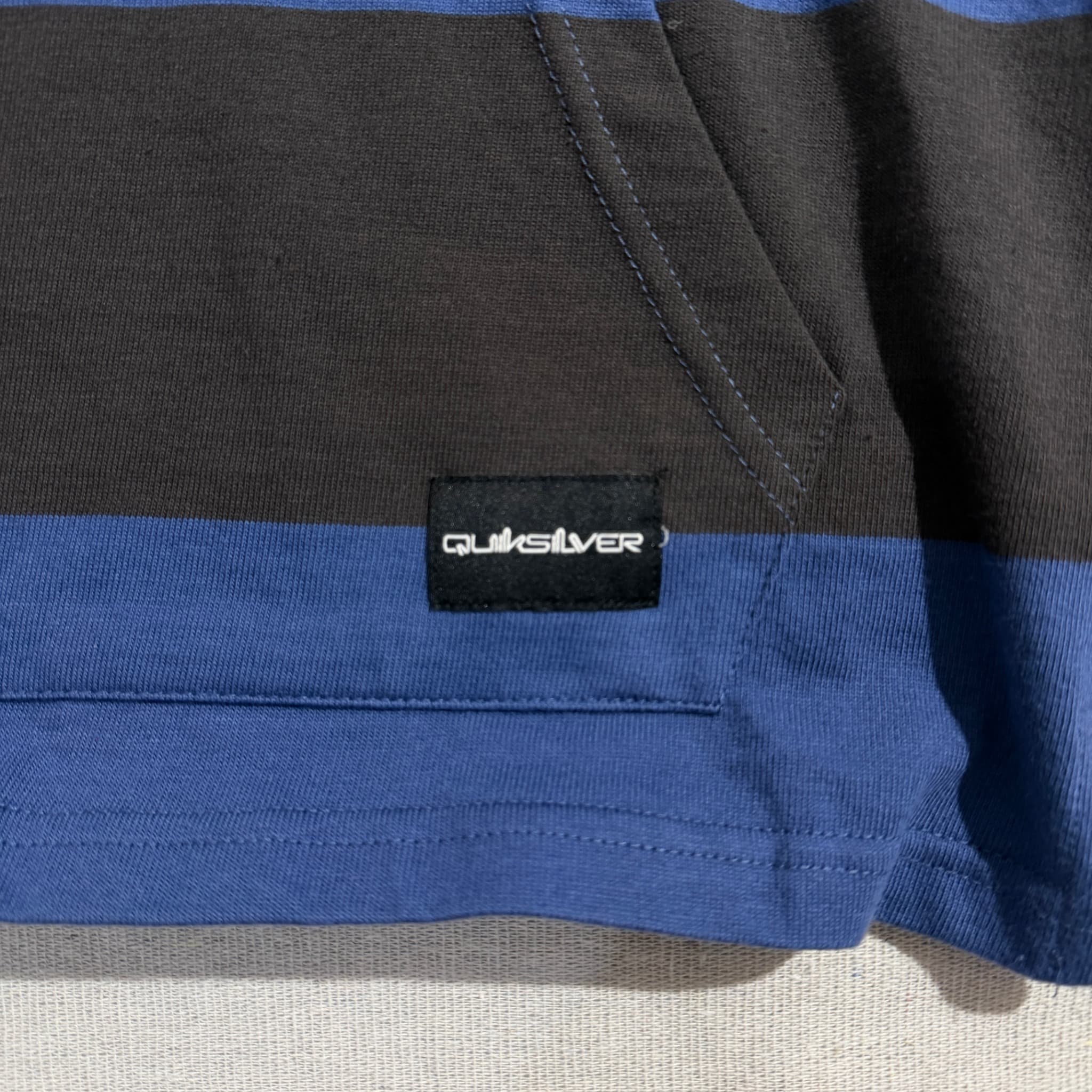 Quiksilver Striped Long Sleeve Hooded T-Shirt Blue Black Size 14 — photo 3 of 5