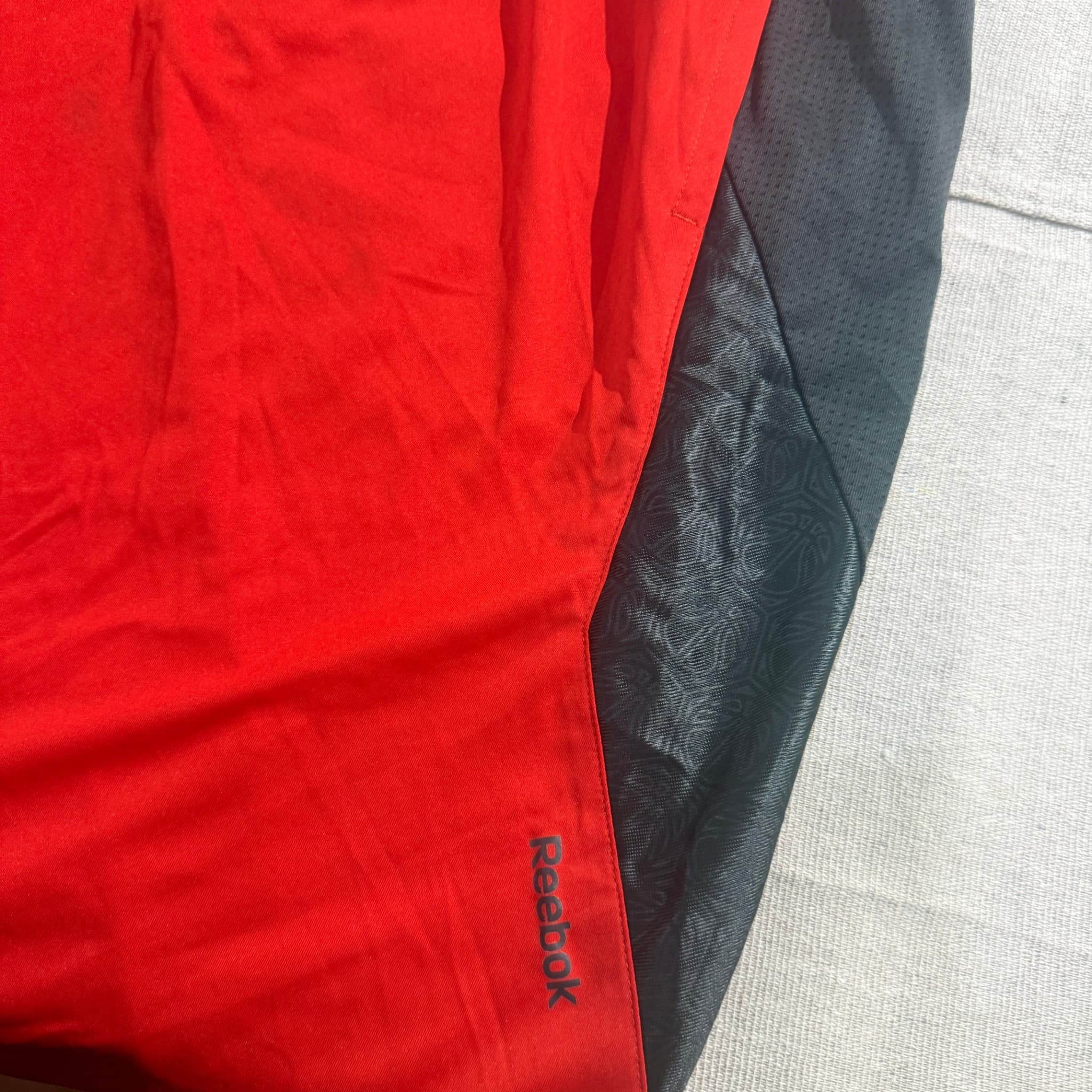 Reebok Men's Athletic Basketball Shorts Red Black — photo 2 of 7
