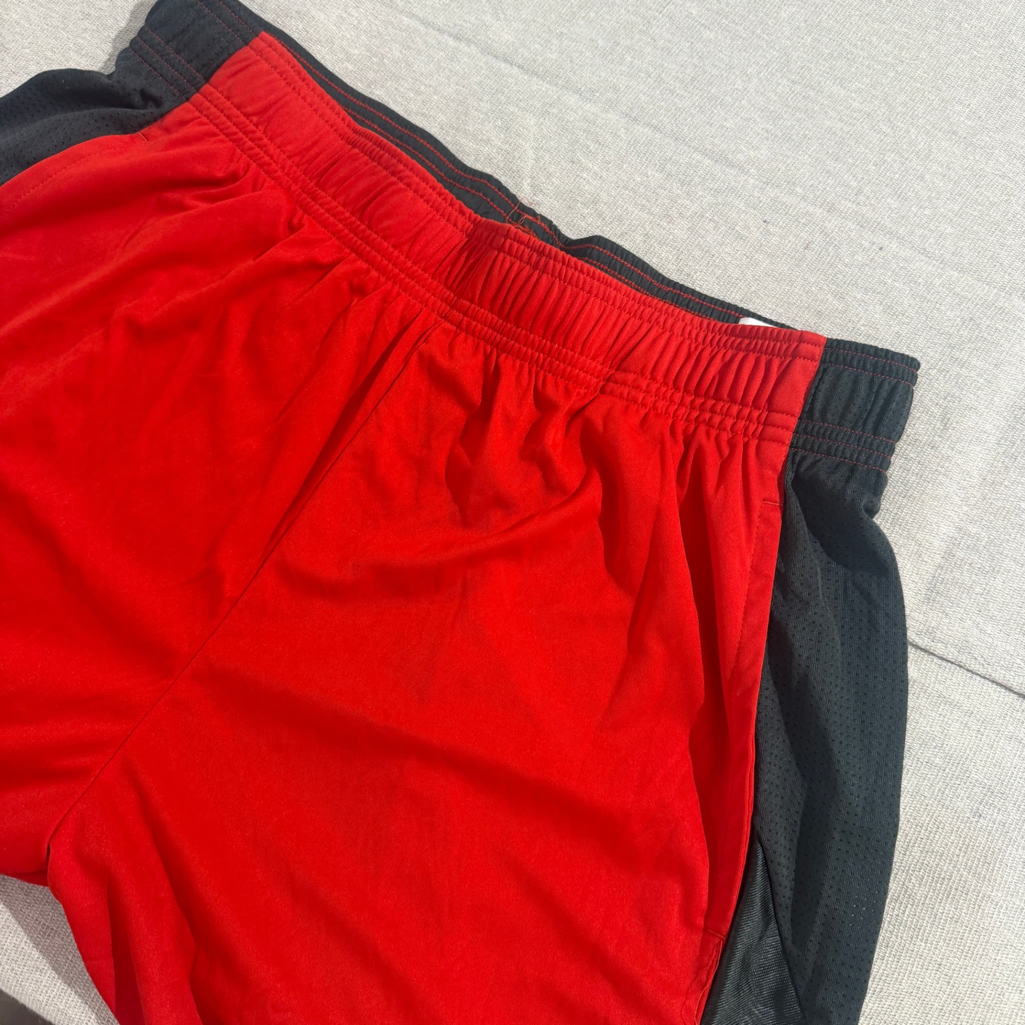 Reebok Men's Athletic Performance Shorts Red Black — photo 3 of 6
