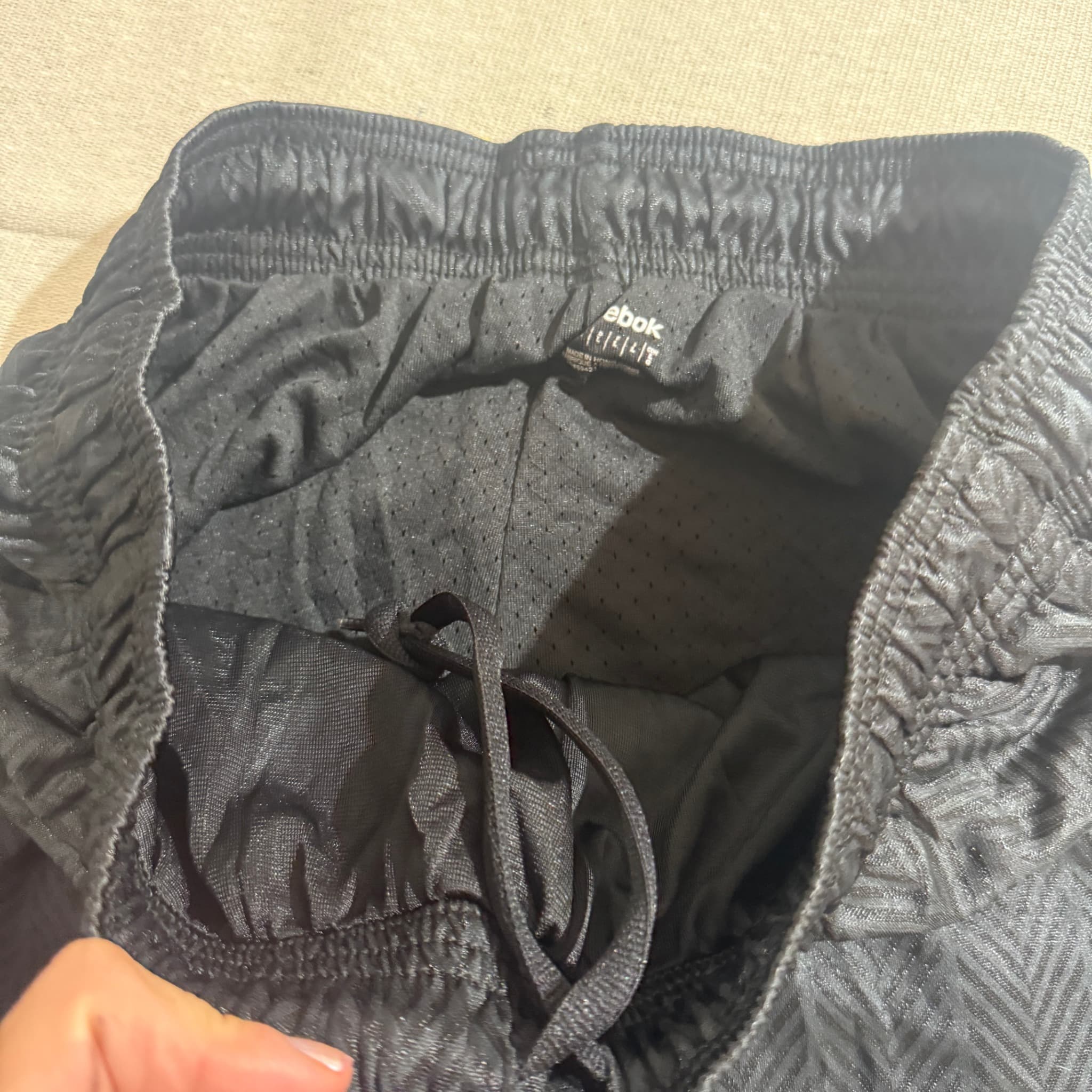 Reebok Men's Black Athletic Basketball Shorts Size L — photo 4 of 7