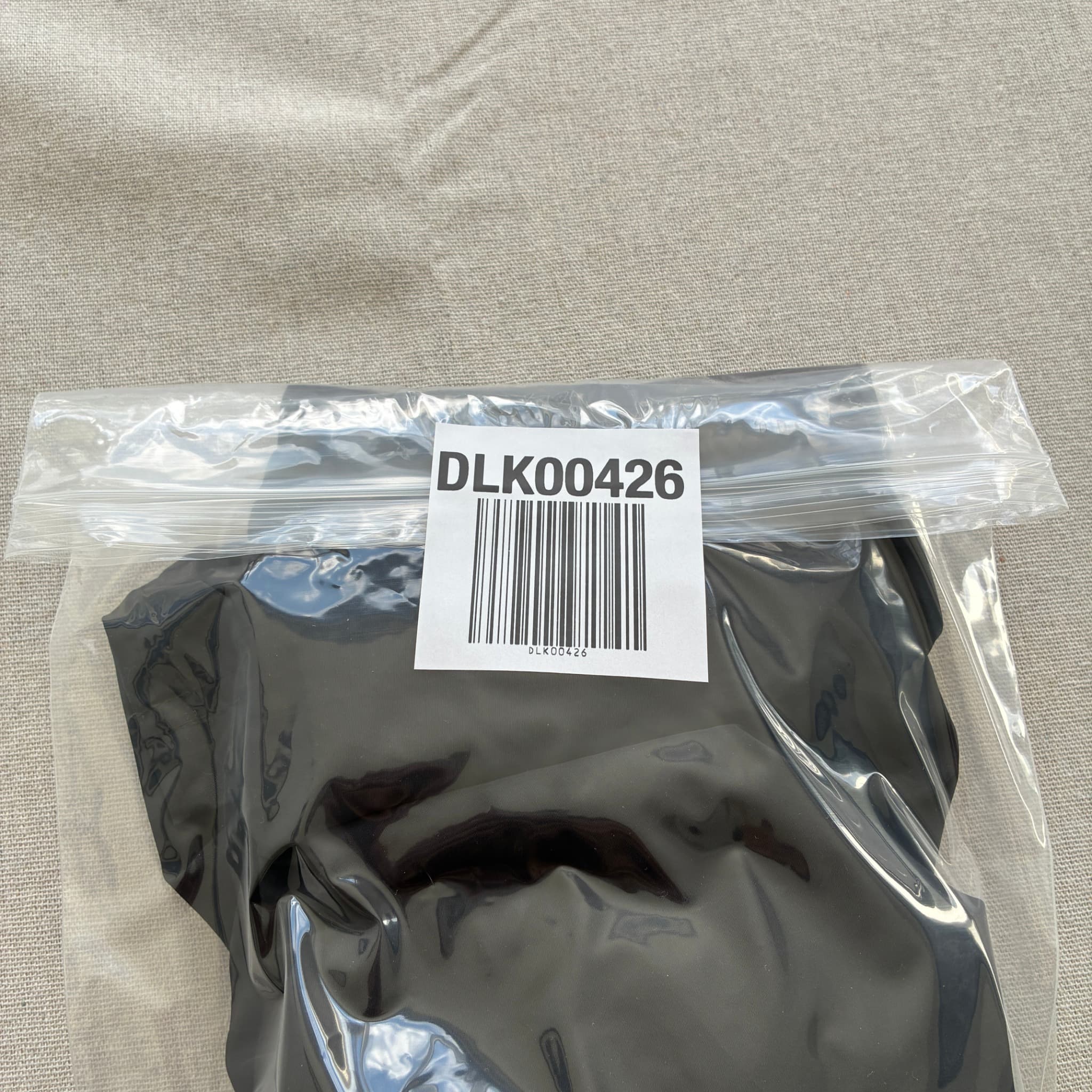 Reebok Men's Black Nylon Athletic Shorts Baggy Vintage 2000s Release — photo 7 of 7