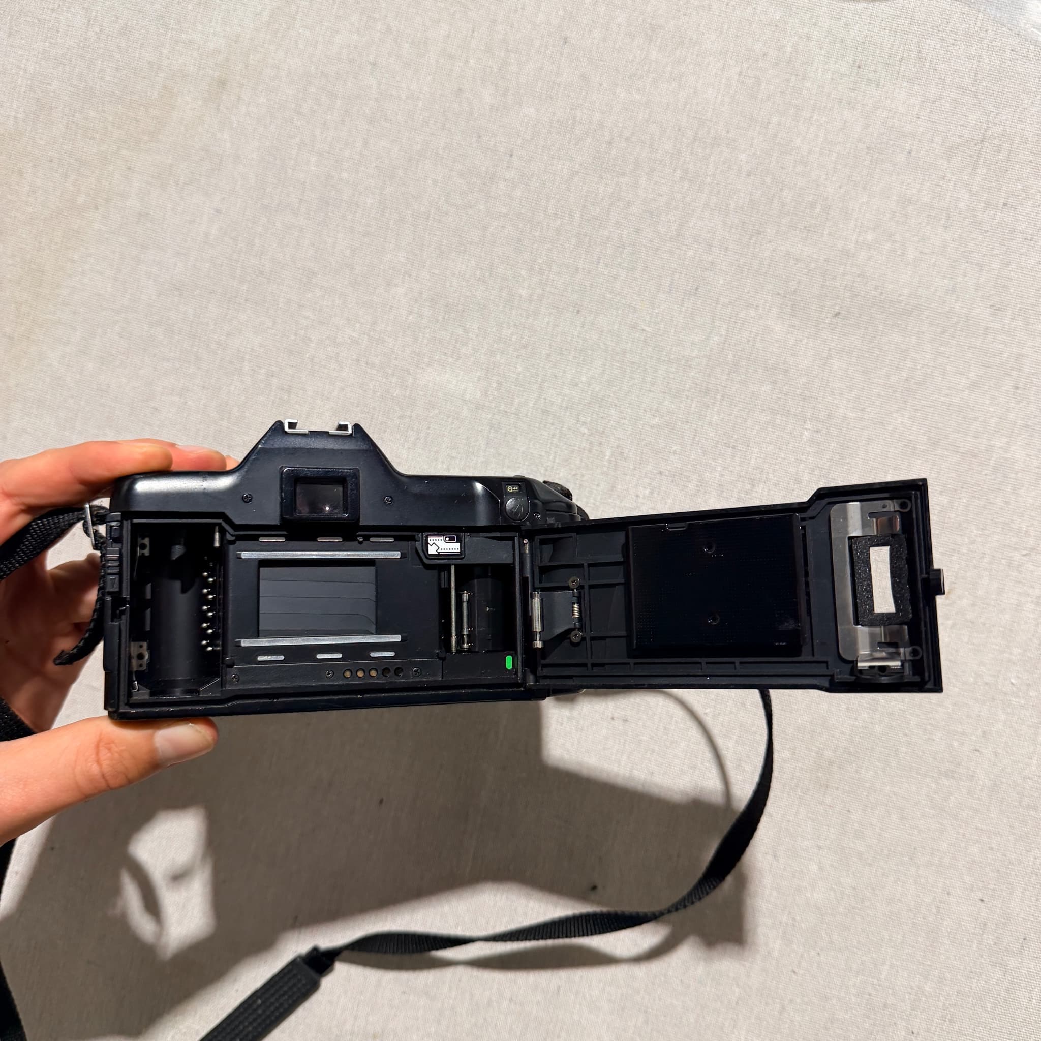 Ricoh KR-10M 35mm SLR Film Camera with 35-70mm Macro Lens — photo 6 of 10