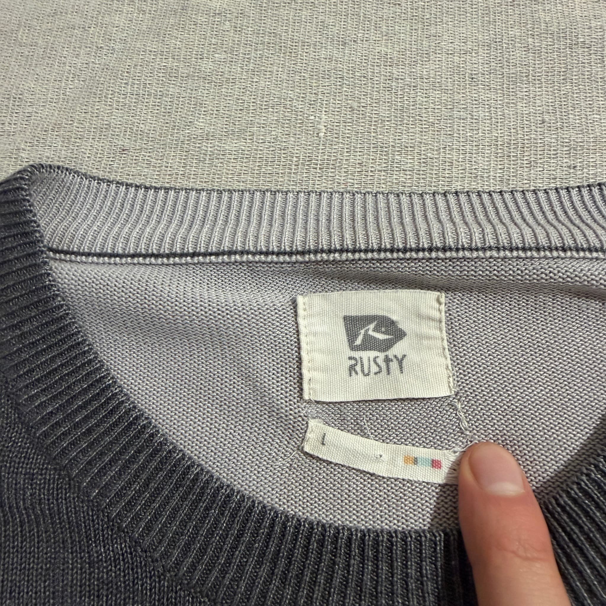 Rusty Men's Striped Crew Neck Knit Sweater Grey Black Size L — photo 4 of 9