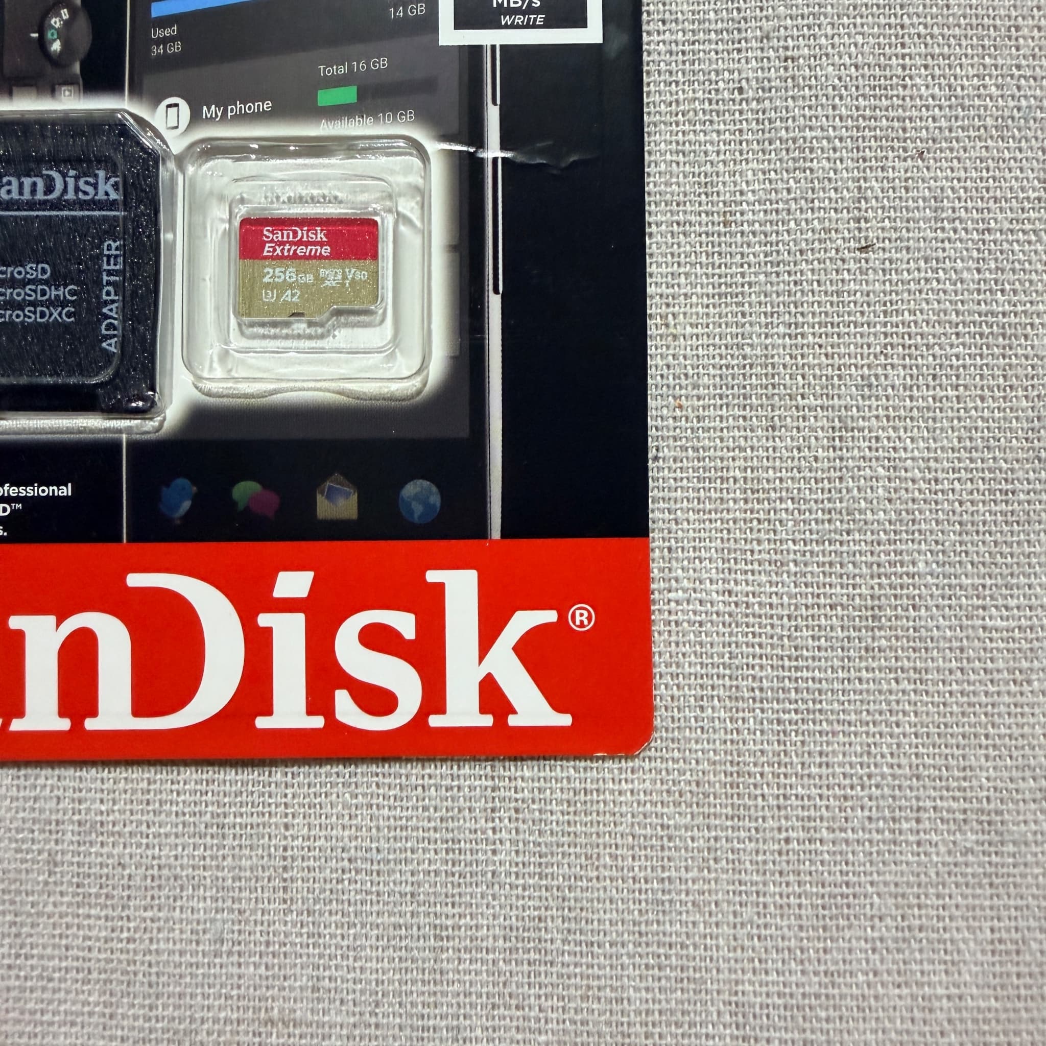 SanDisk Extreme 256GB microSDXC UHS-I Memory Card with Adapter — photo 5 of 7